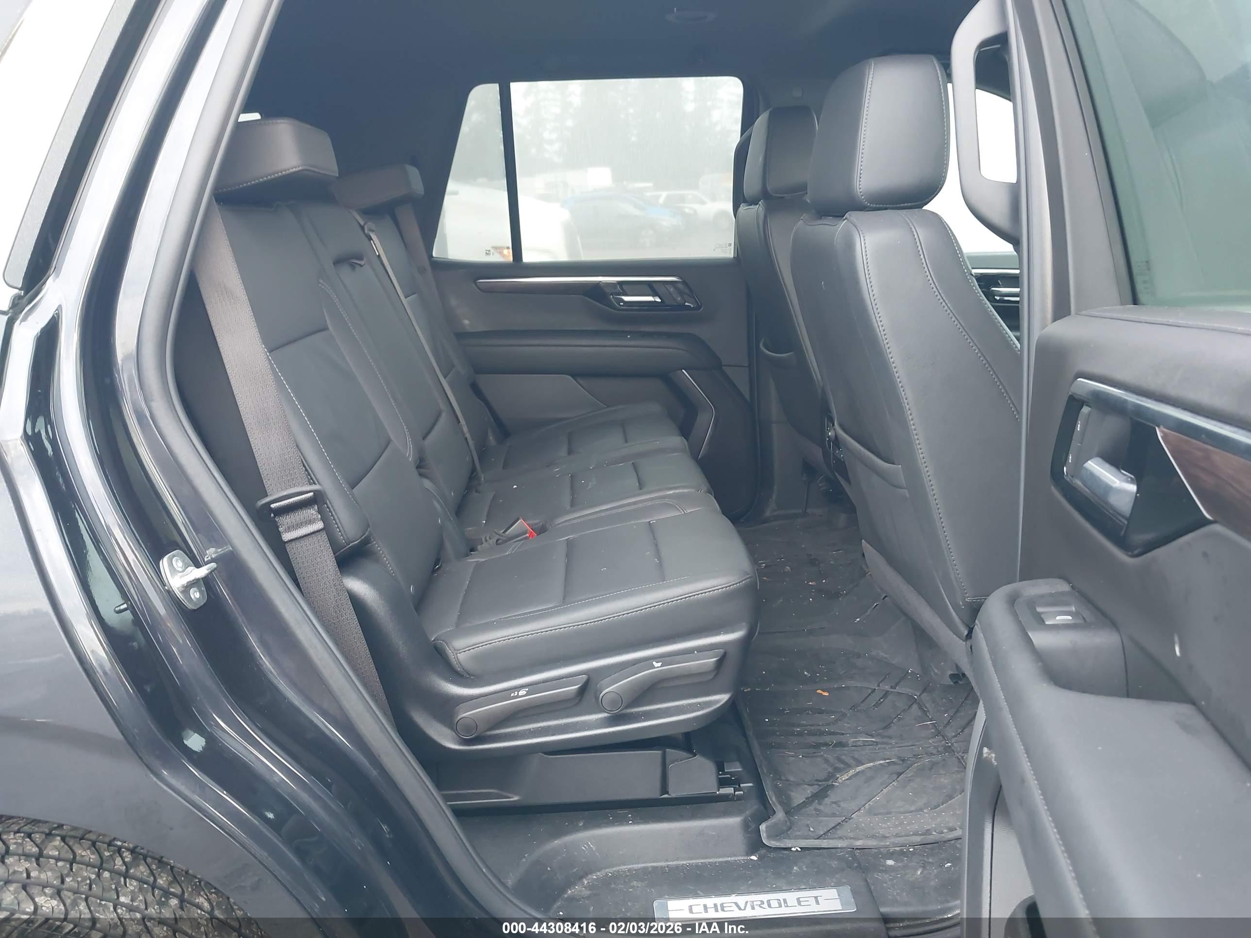 CHEVROLET TAHOE image 8