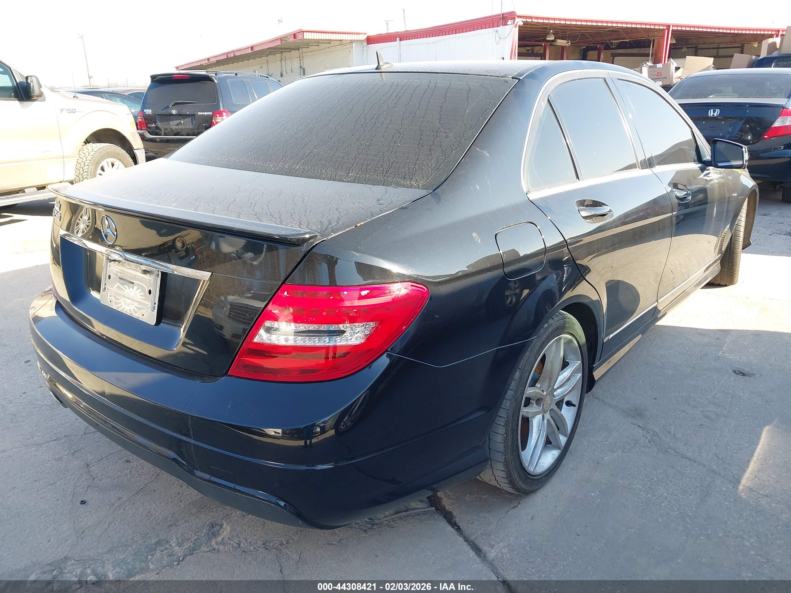 MERCEDES-BENZ C image 4