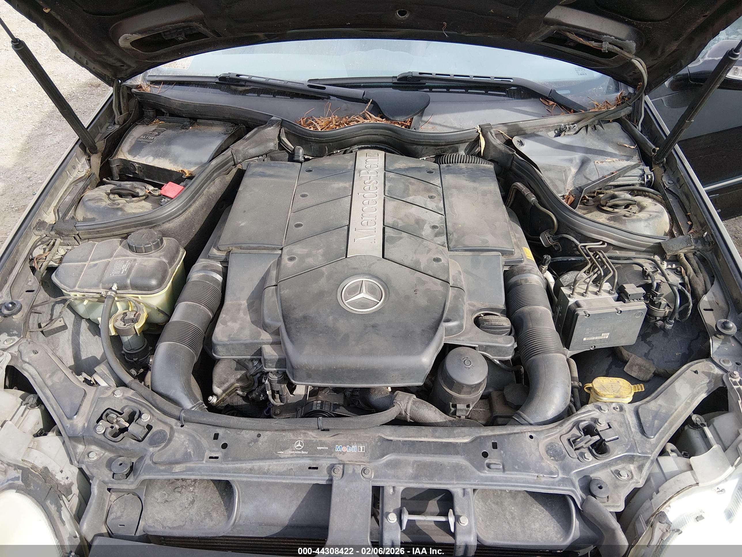 MERCEDES-BENZ CLK image 10