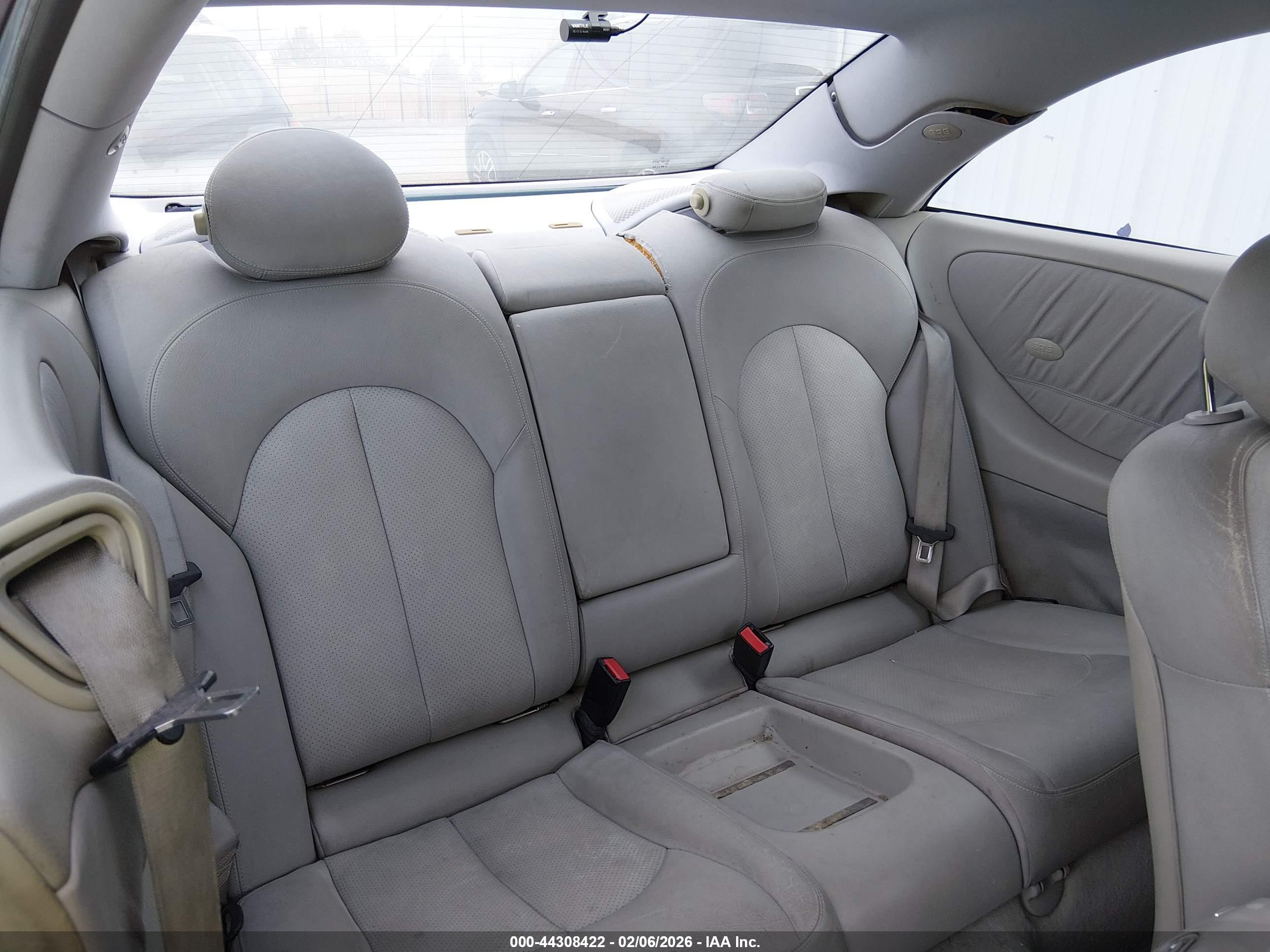 MERCEDES-BENZ CLK image 8