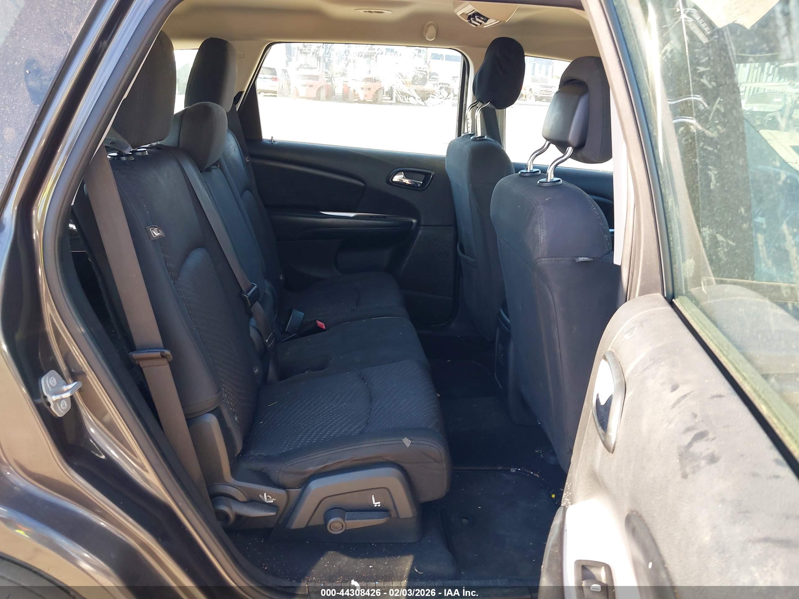 DODGE JOURNEY image 8