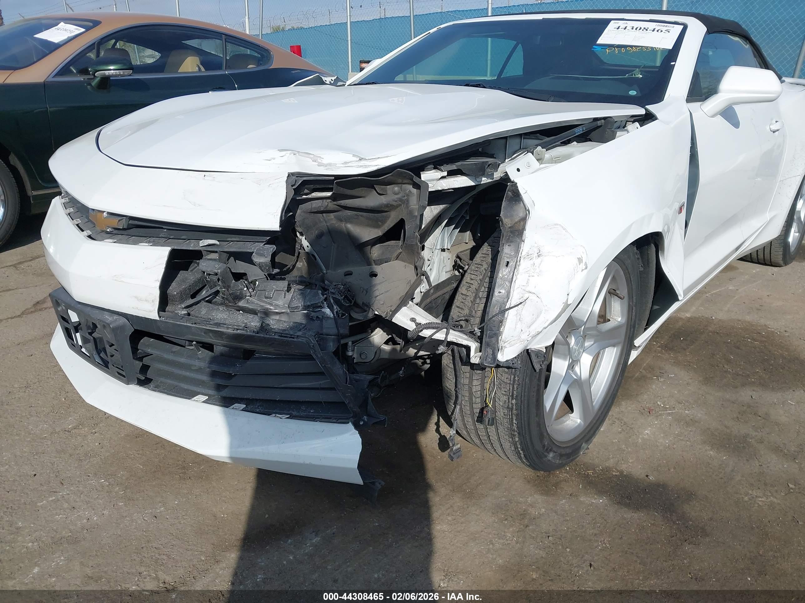 CHEVROLET CAMARO image 6