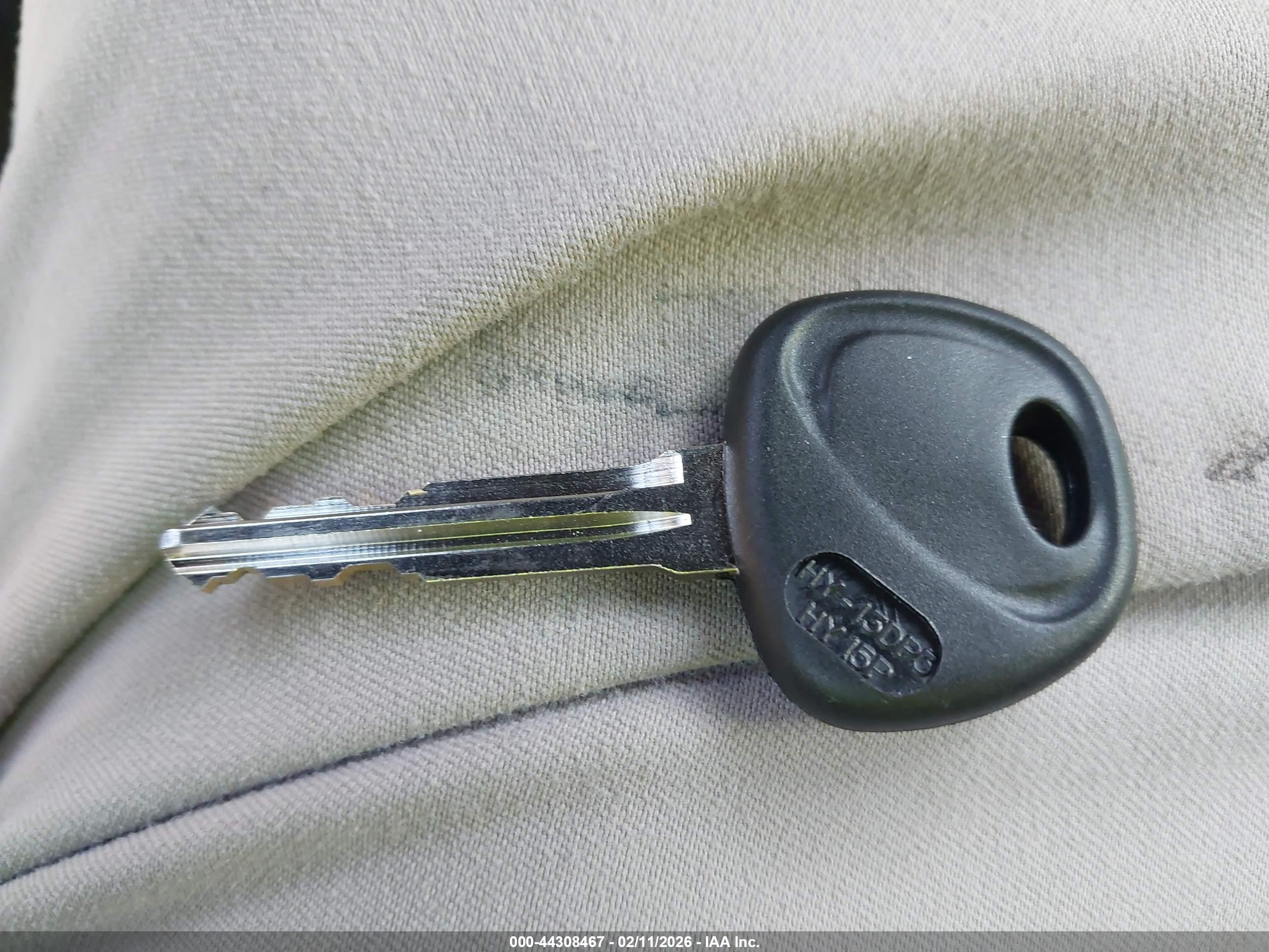 HYUNDAI ELANTRA image 11