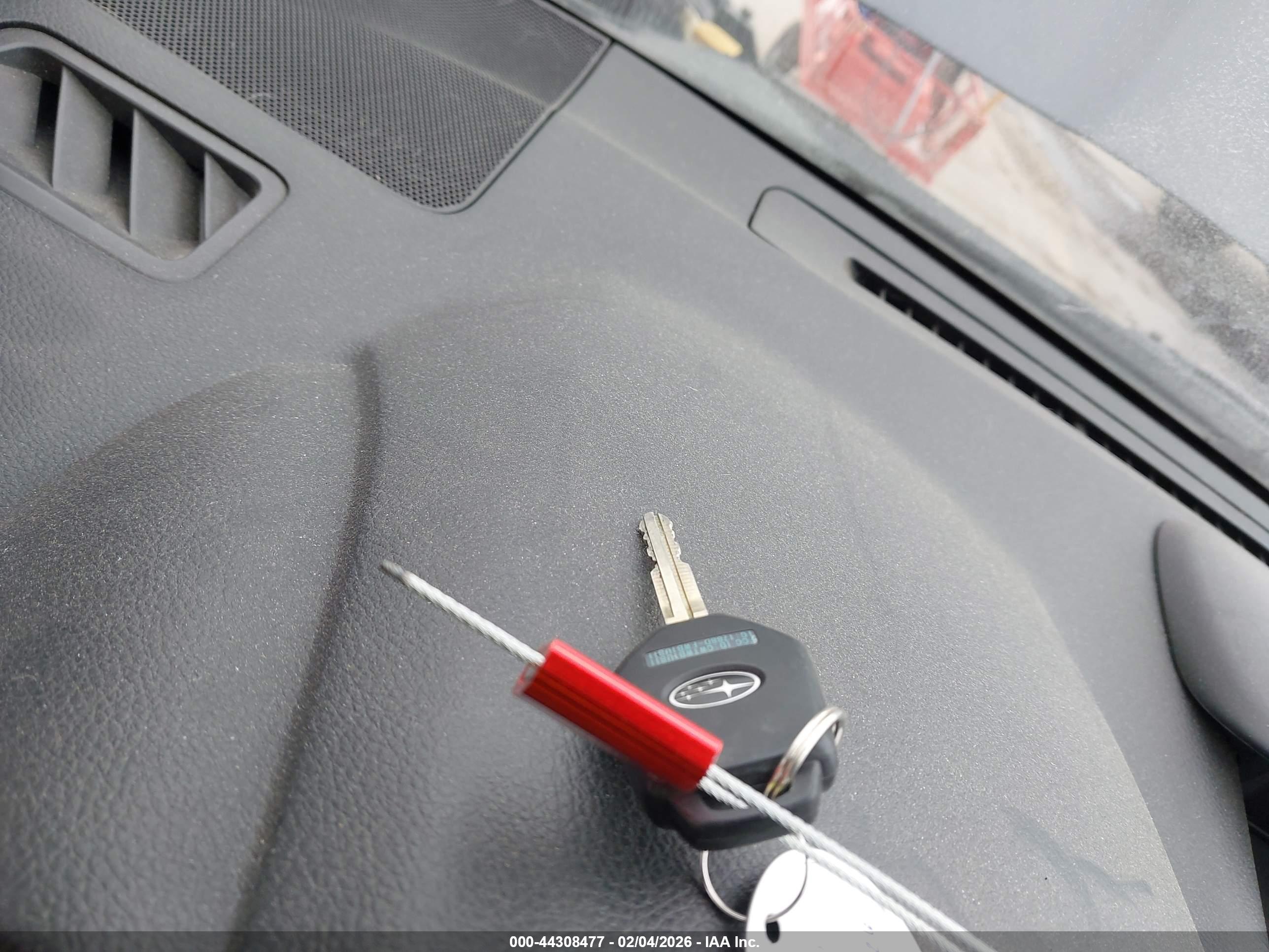 SUBARU FORESTER image 11