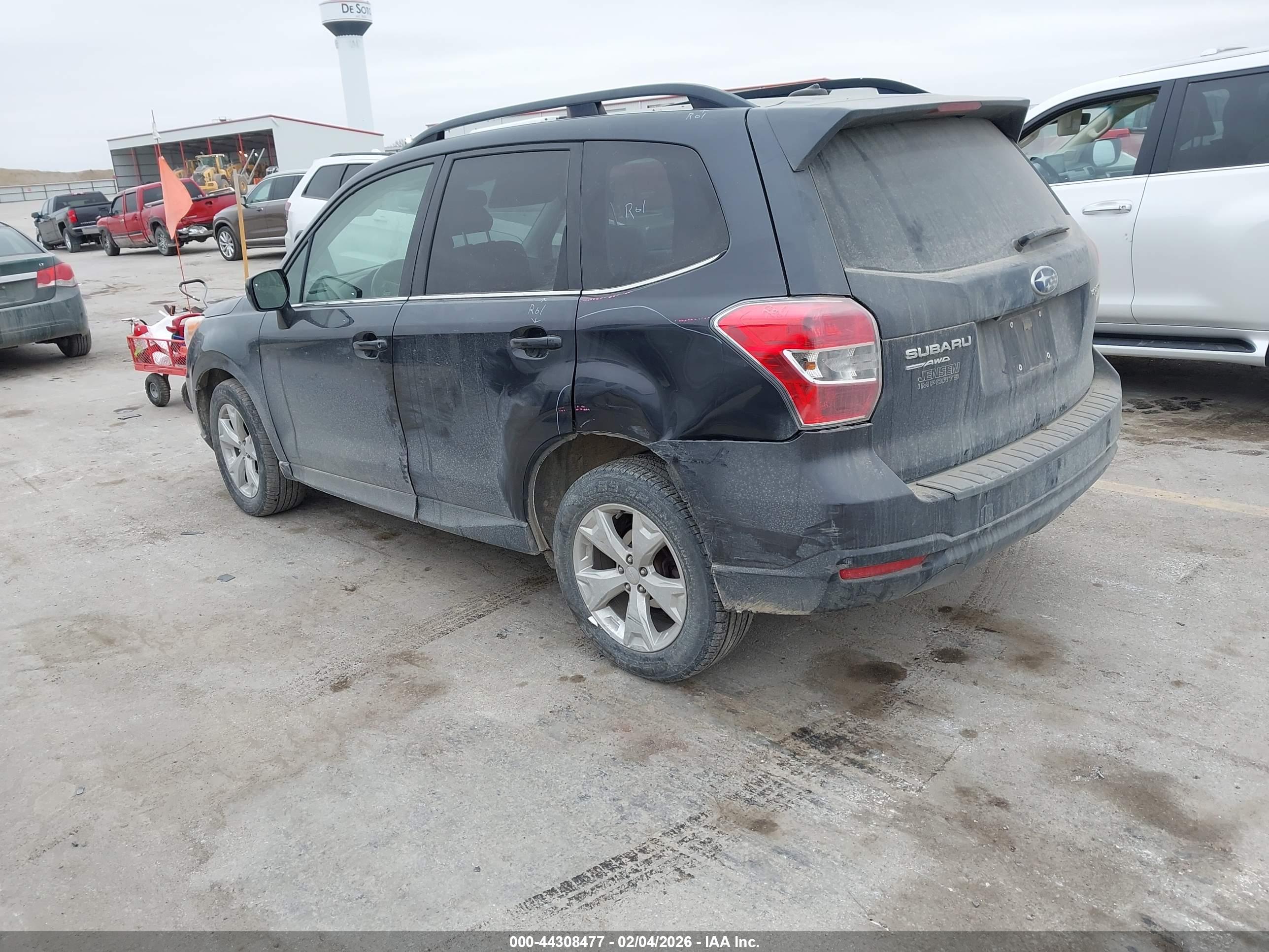 SUBARU FORESTER image 3