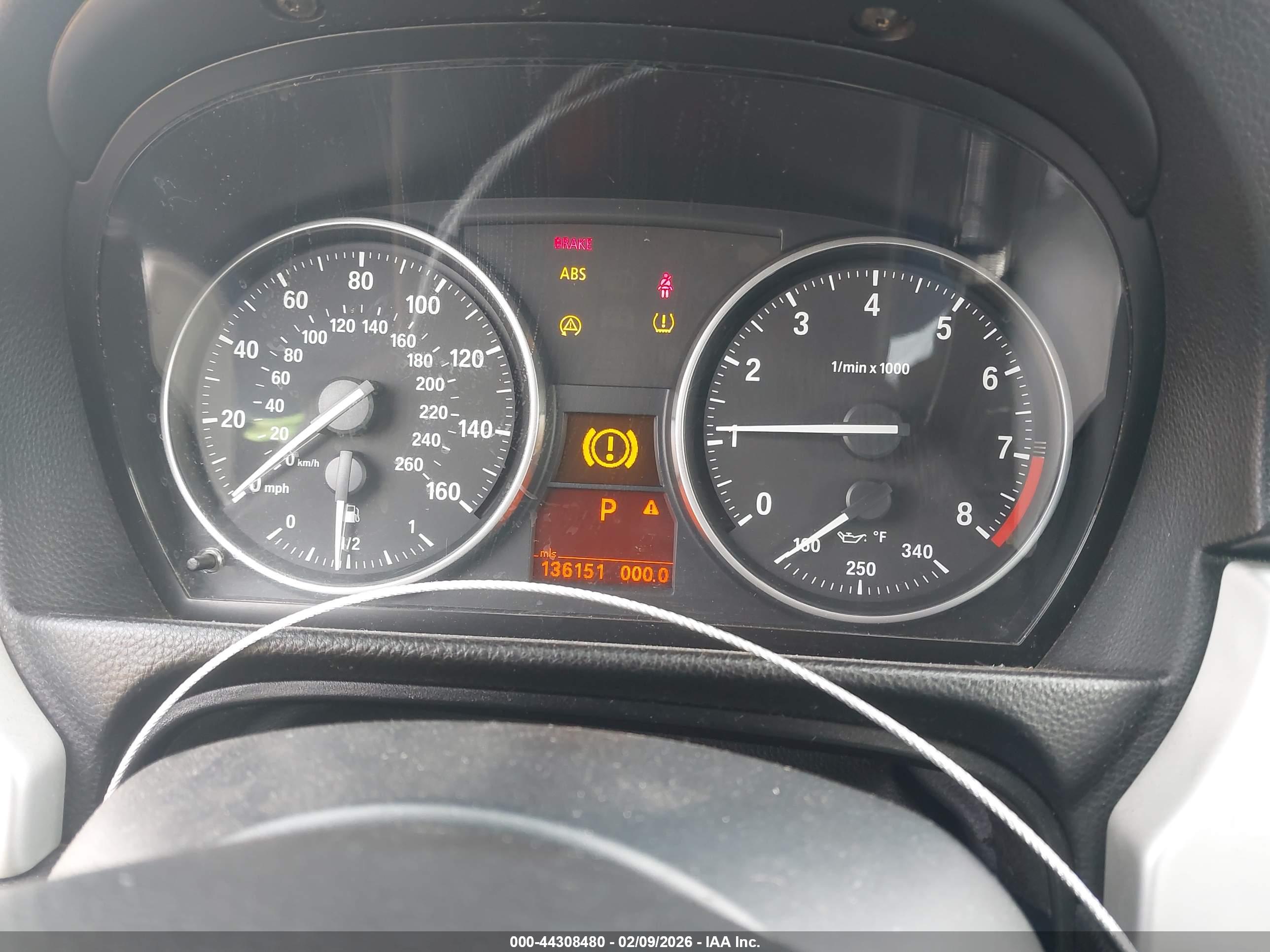 BMW 335I image 7