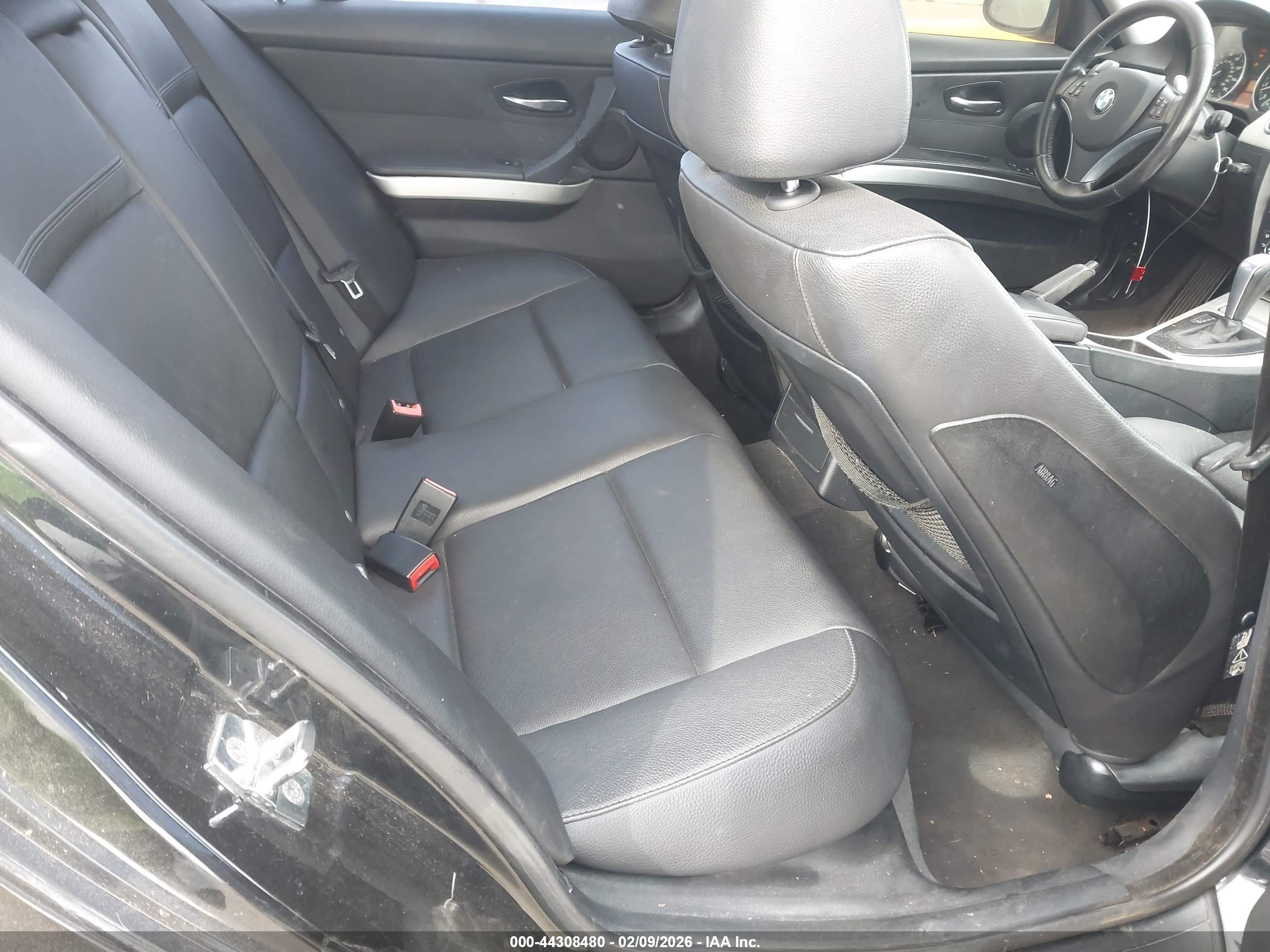 BMW 335I image 8