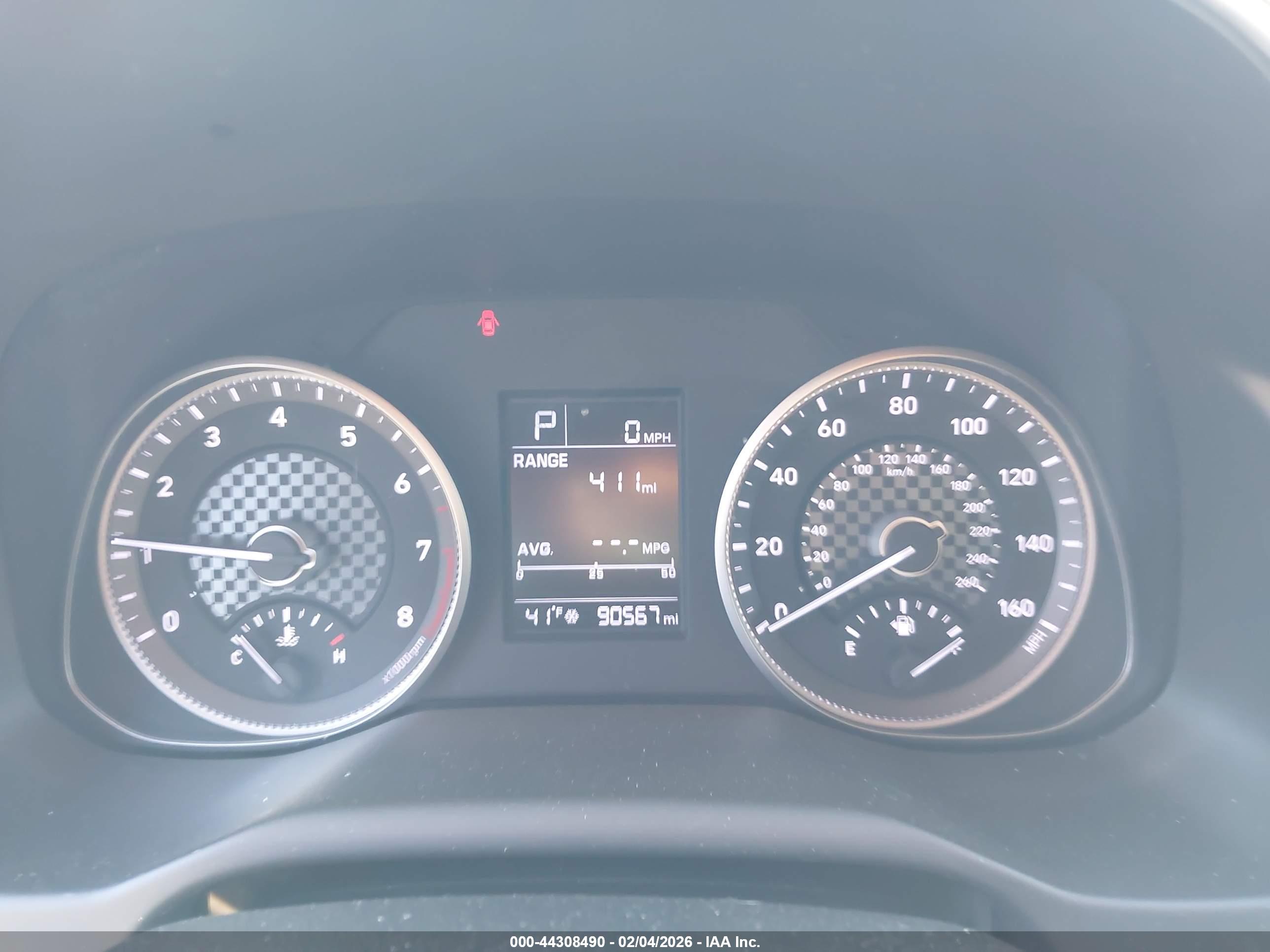 HYUNDAI ELANTRA image 7