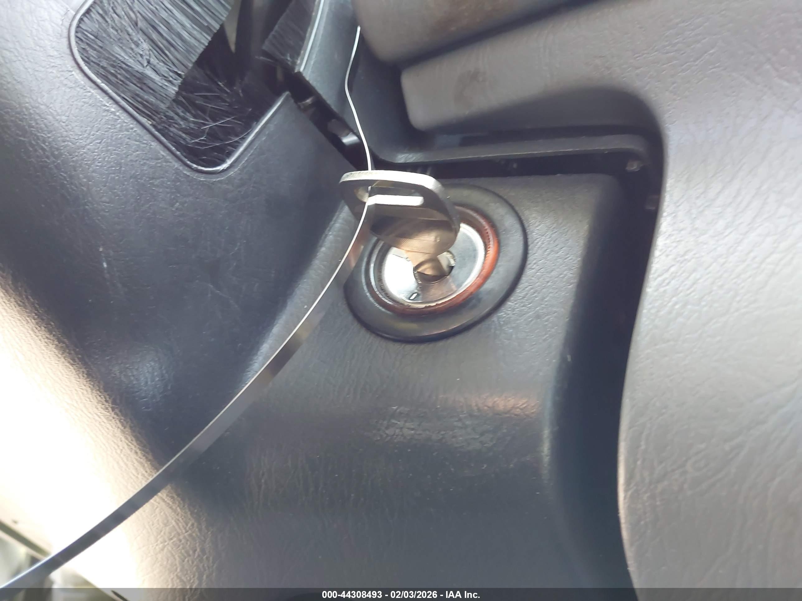 HONDA CR-V image 11