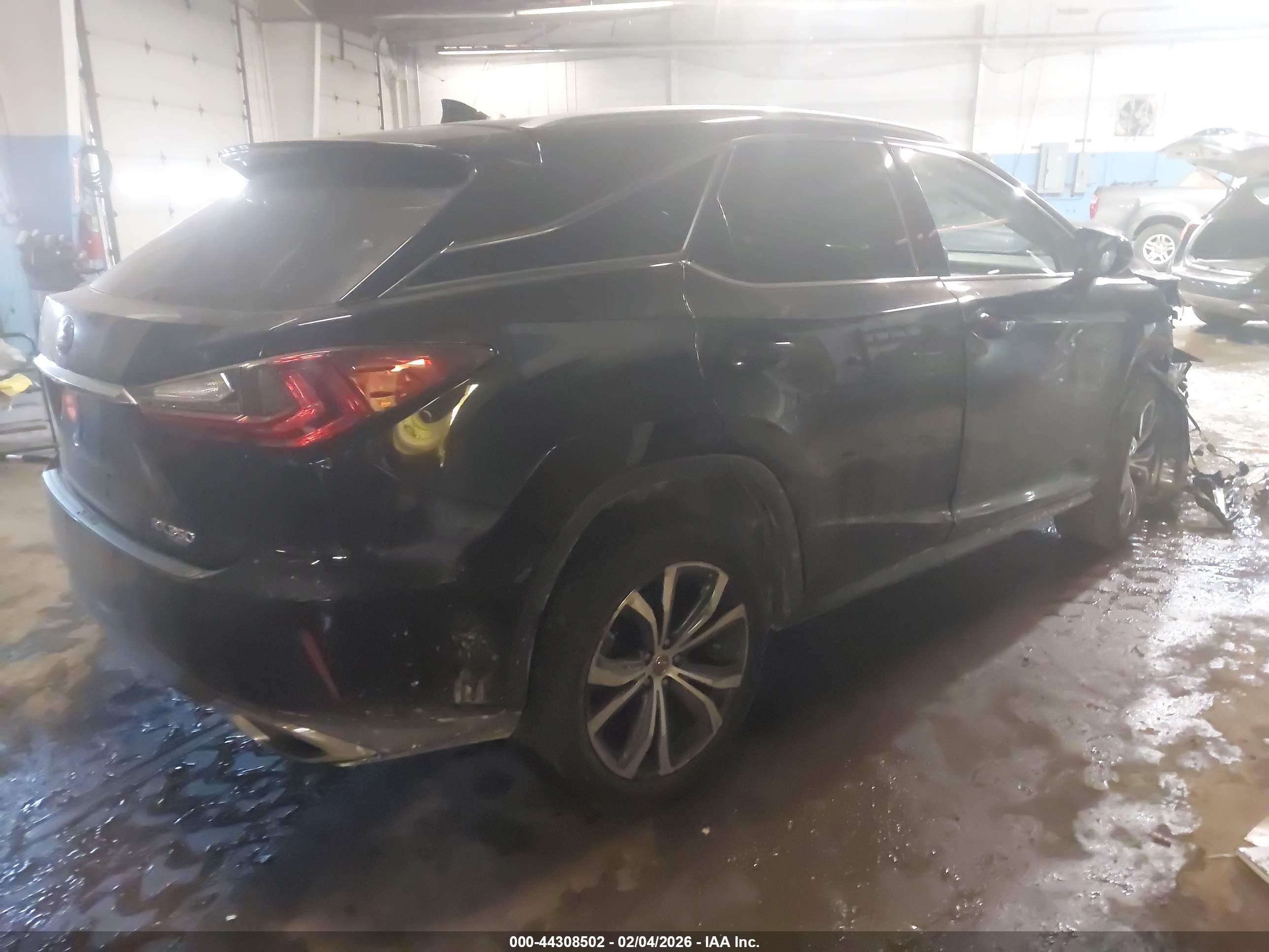 LEXUS RX image 4
