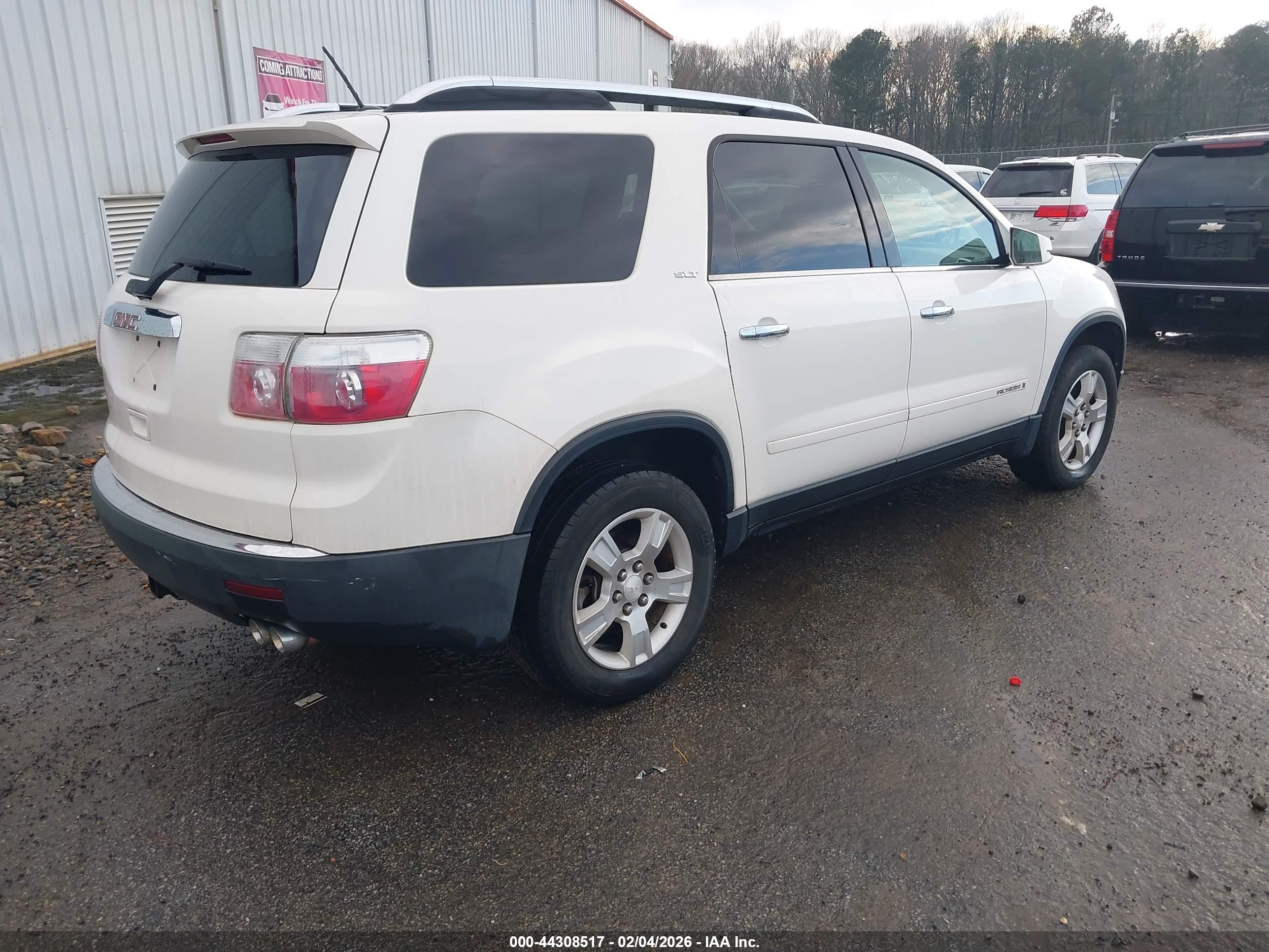 GMC ACADIA image 4
