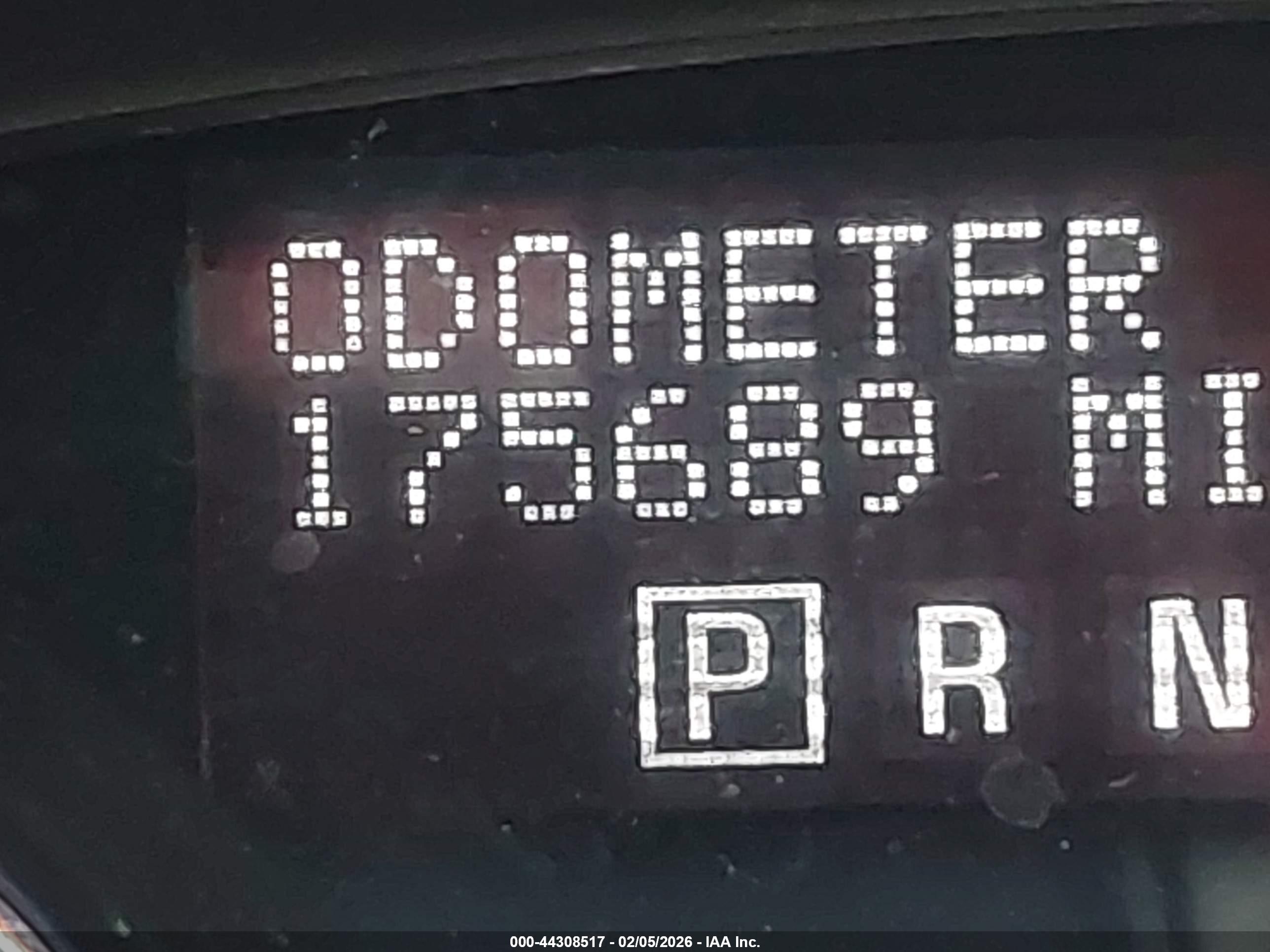 GMC ACADIA image 7