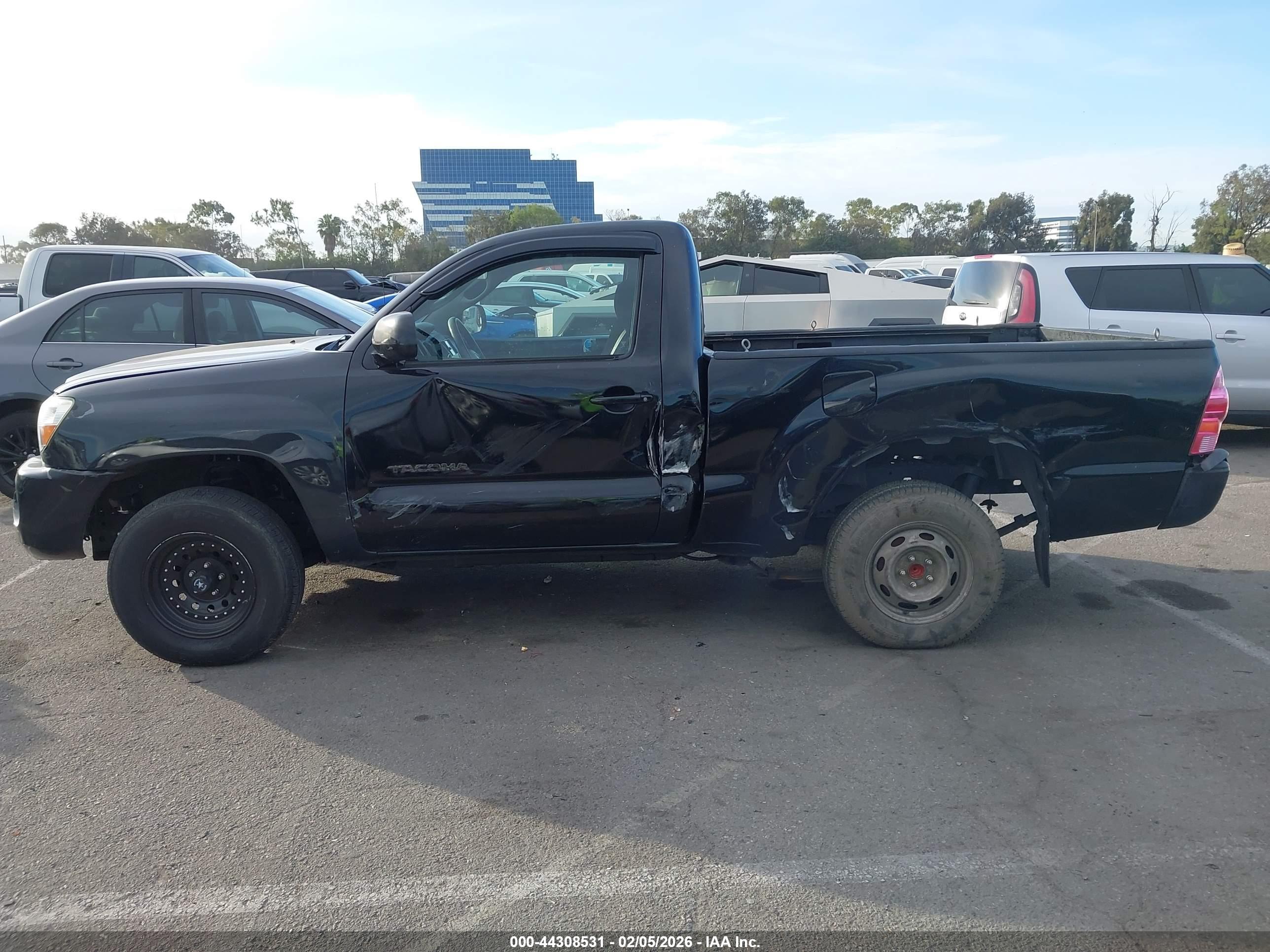 TOYOTA TACOMA image 6