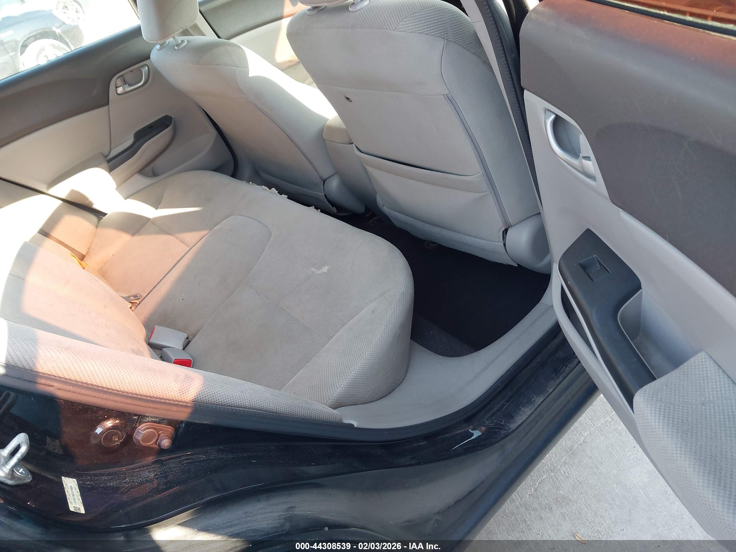 HONDA CIVIC image 8