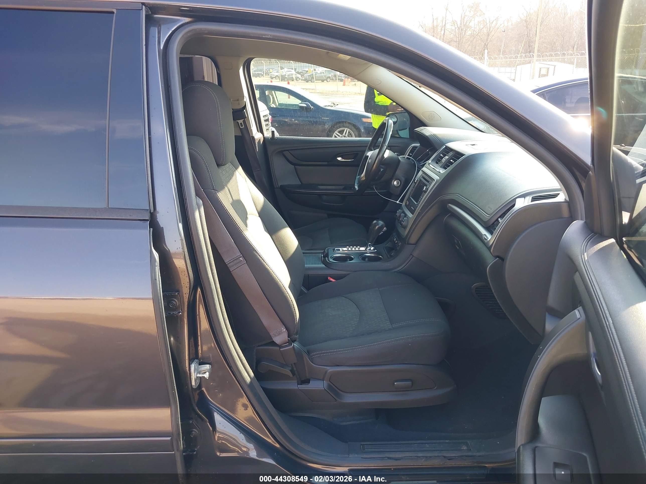 GMC ACADIA image 5