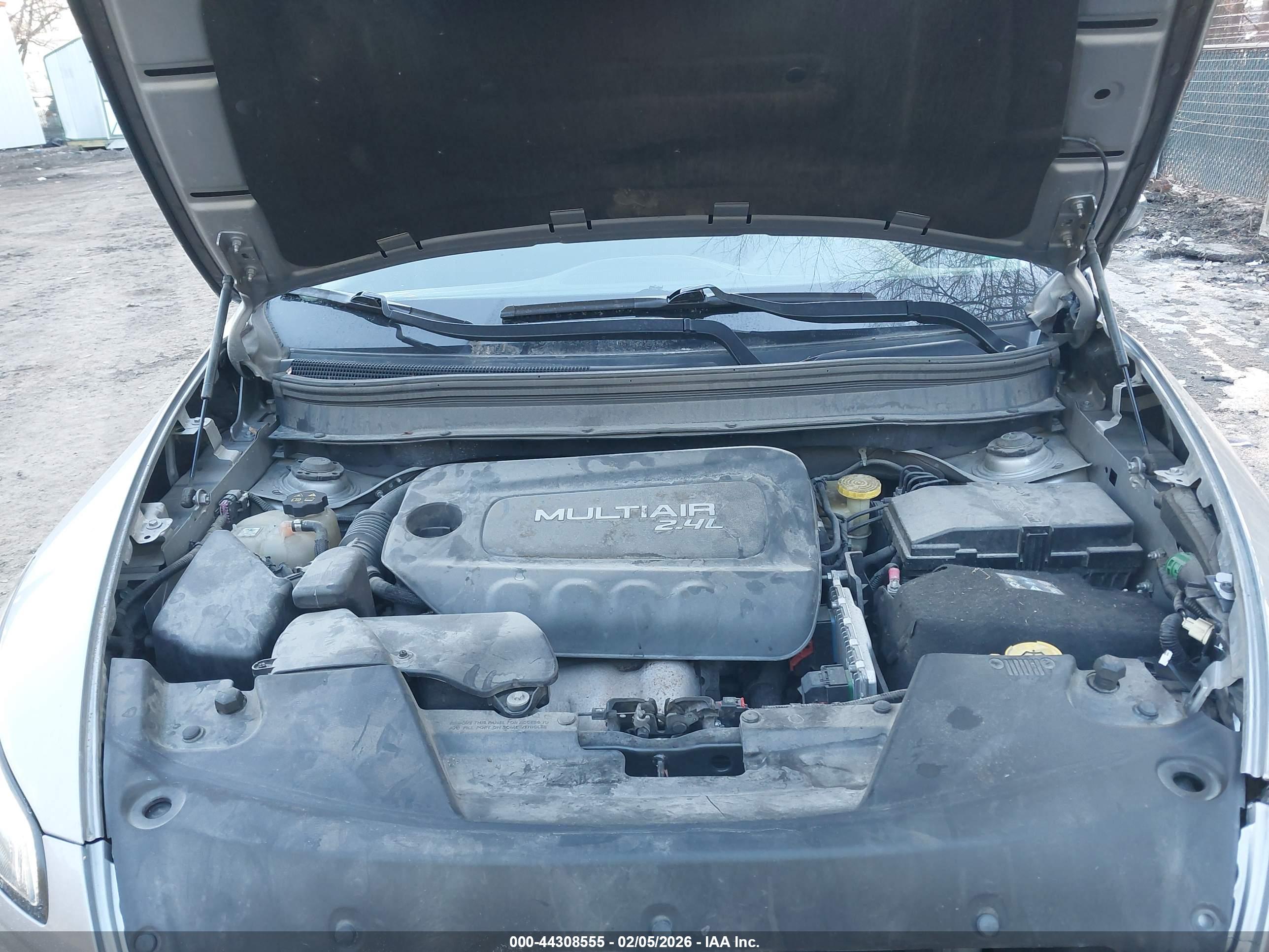 JEEP CHEROKEE image 10