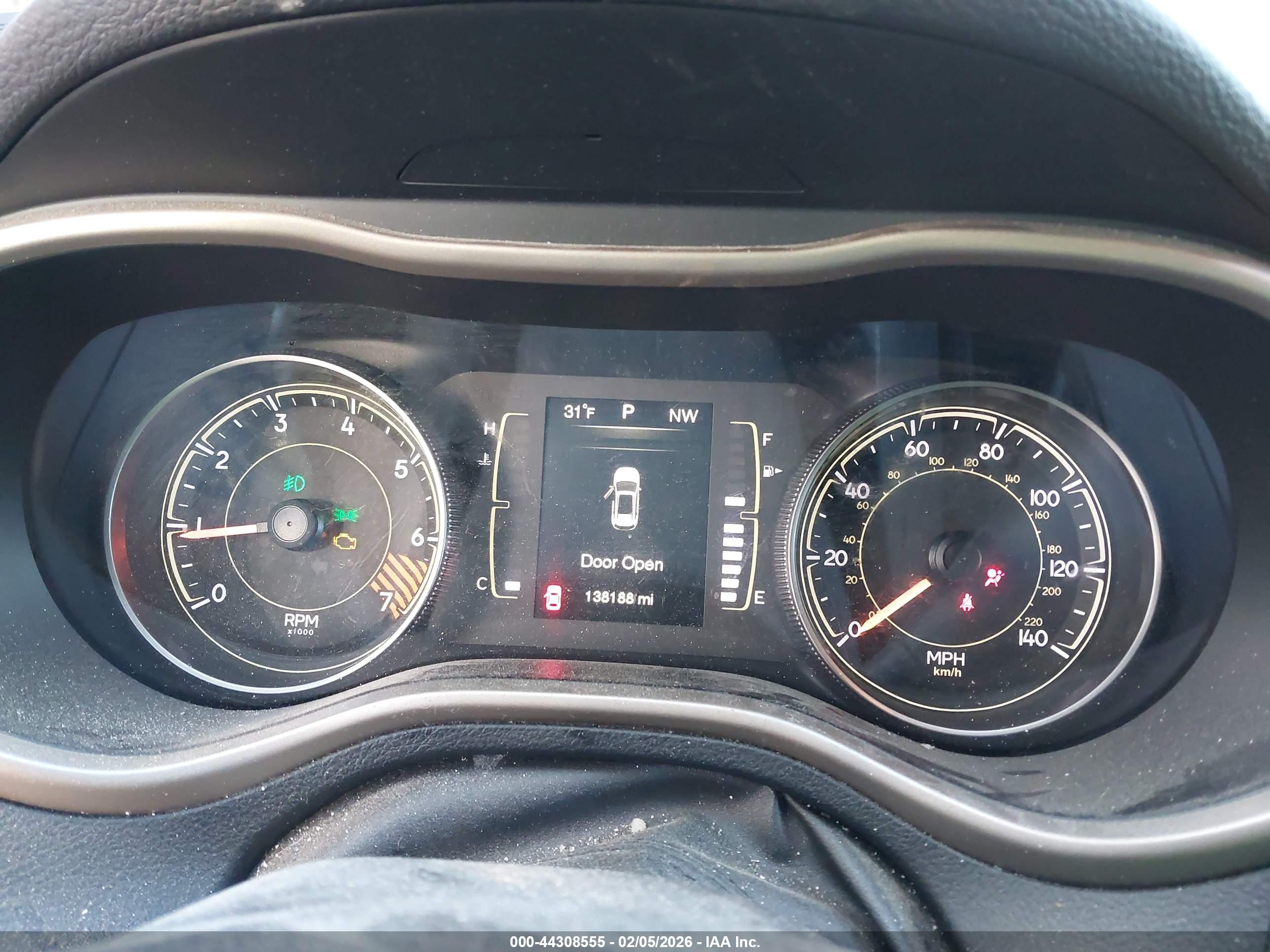 JEEP CHEROKEE image 7