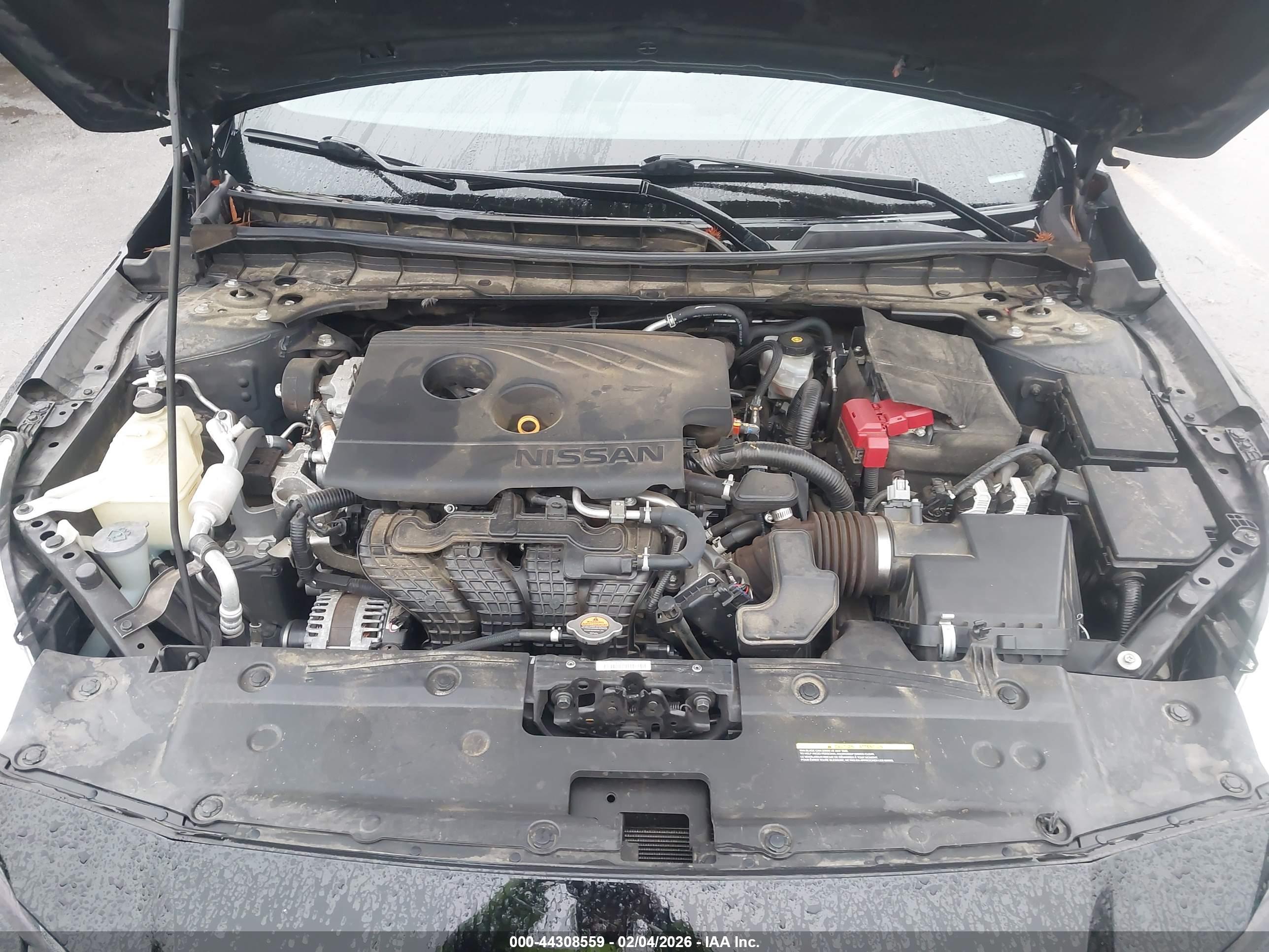 NISSAN ALTIMA image 10