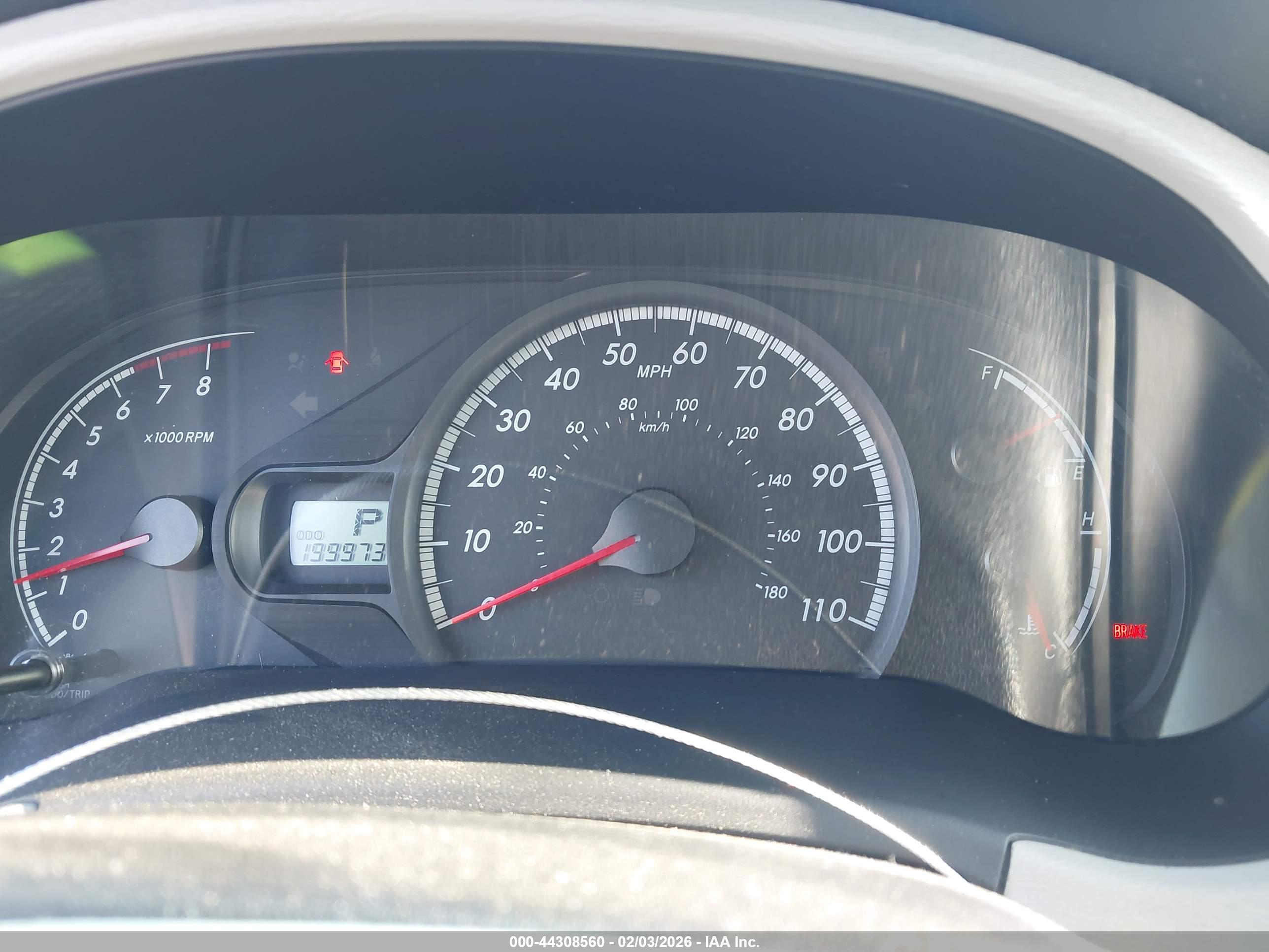 TOYOTA SIENNA image 7