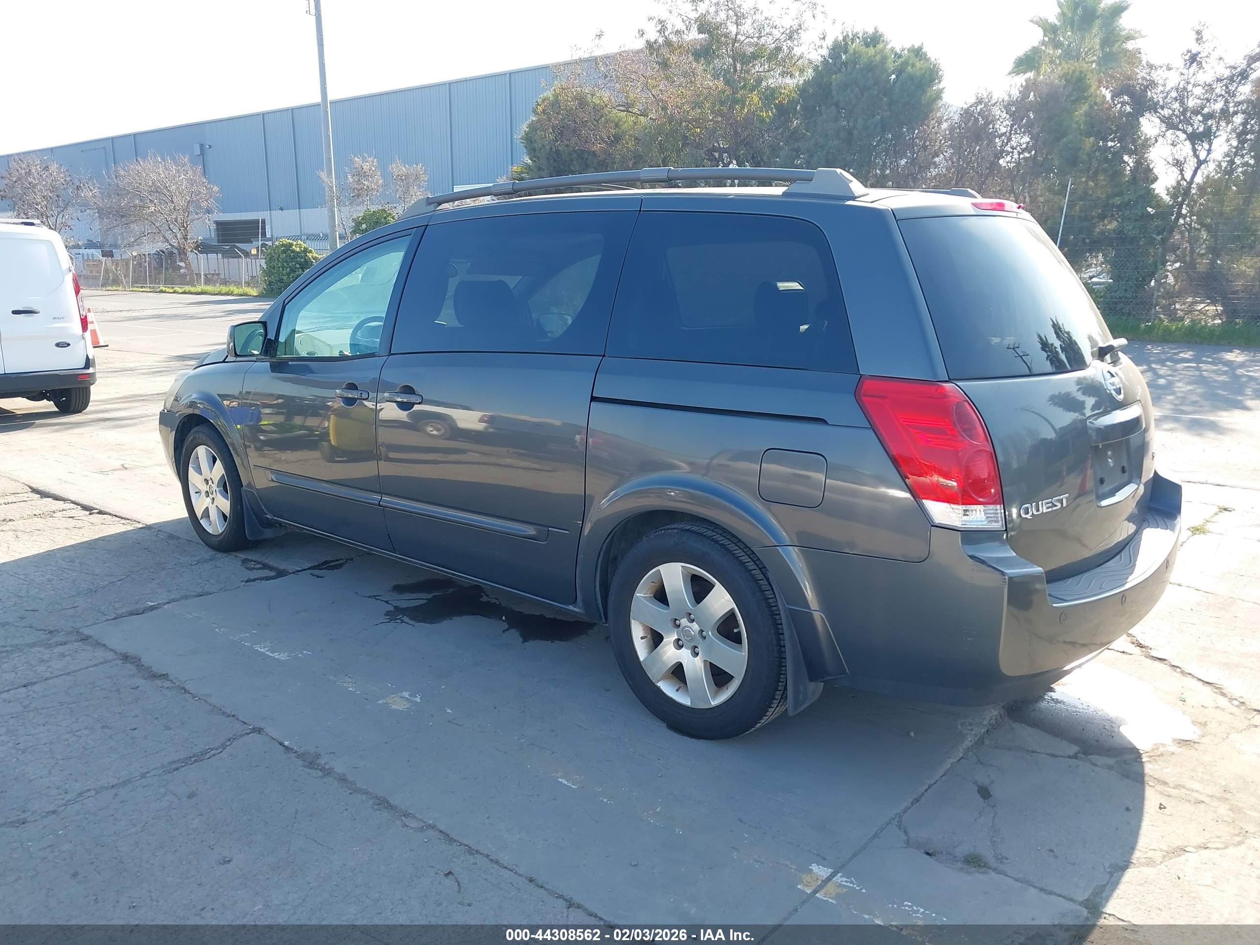 NISSAN QUEST image 3