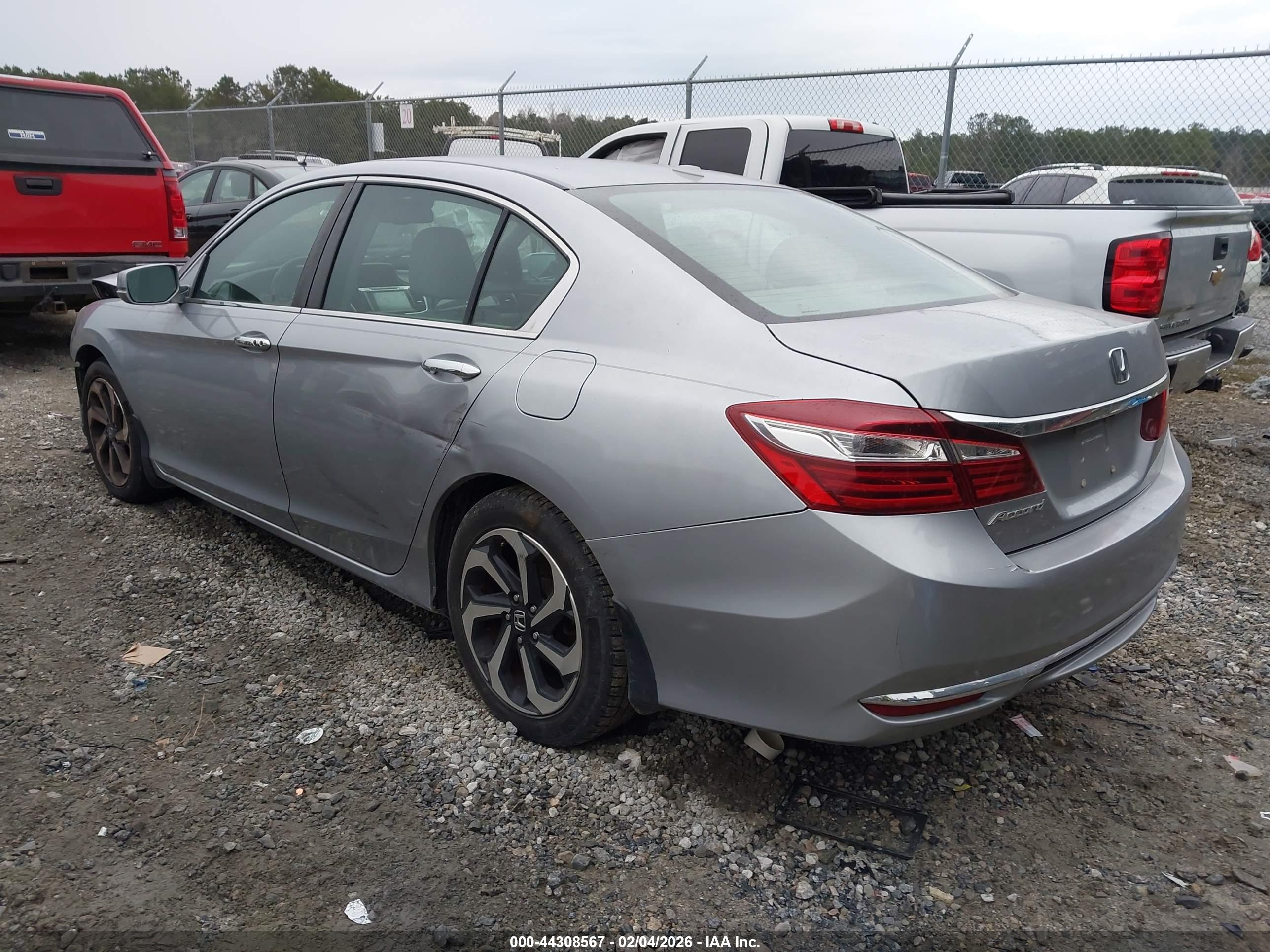 HONDA ACCORD image 3
