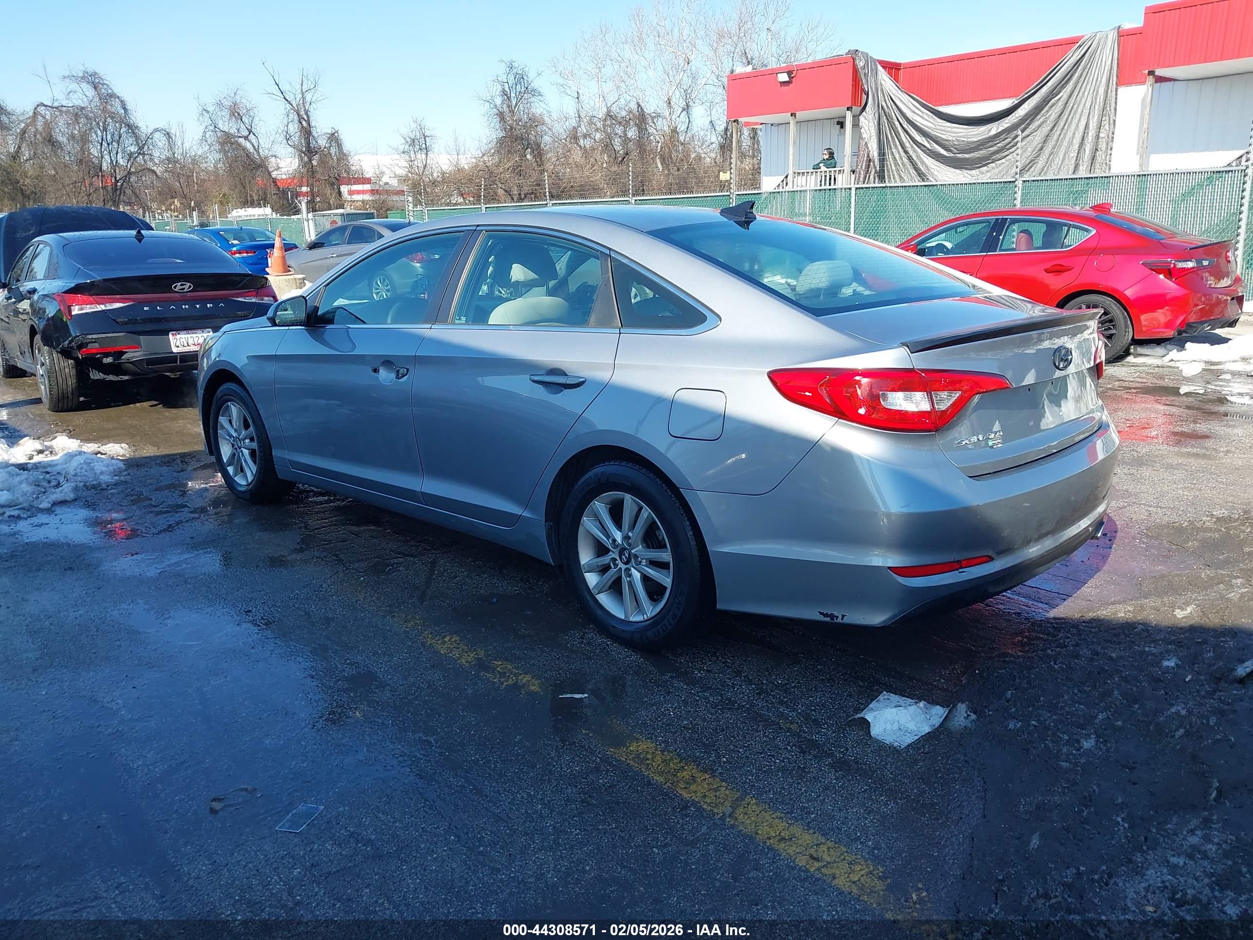 HYUNDAI SONATA image 3
