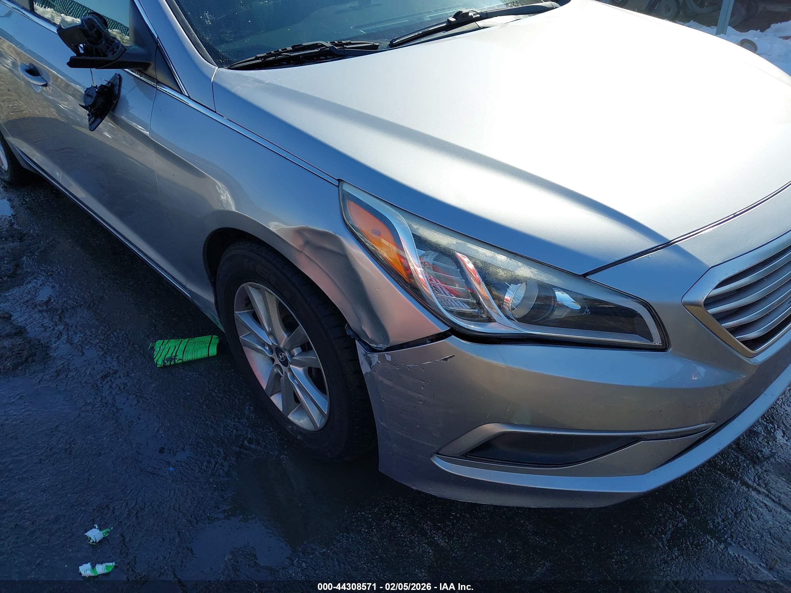 HYUNDAI SONATA image 6