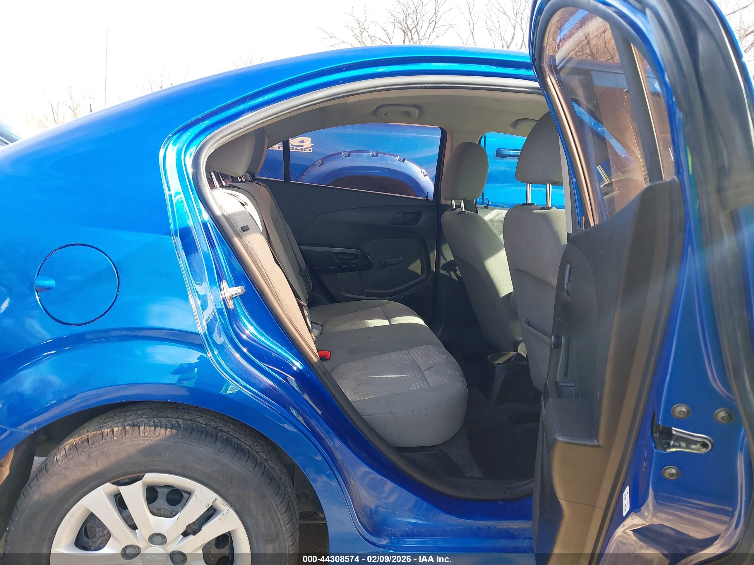 CHEVROLET SONIC image 8