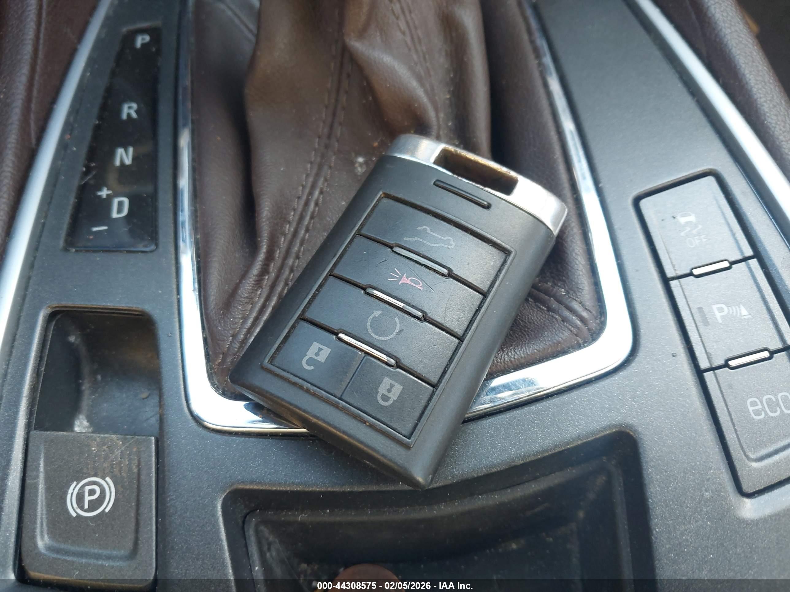CADILLAC SRX image 11