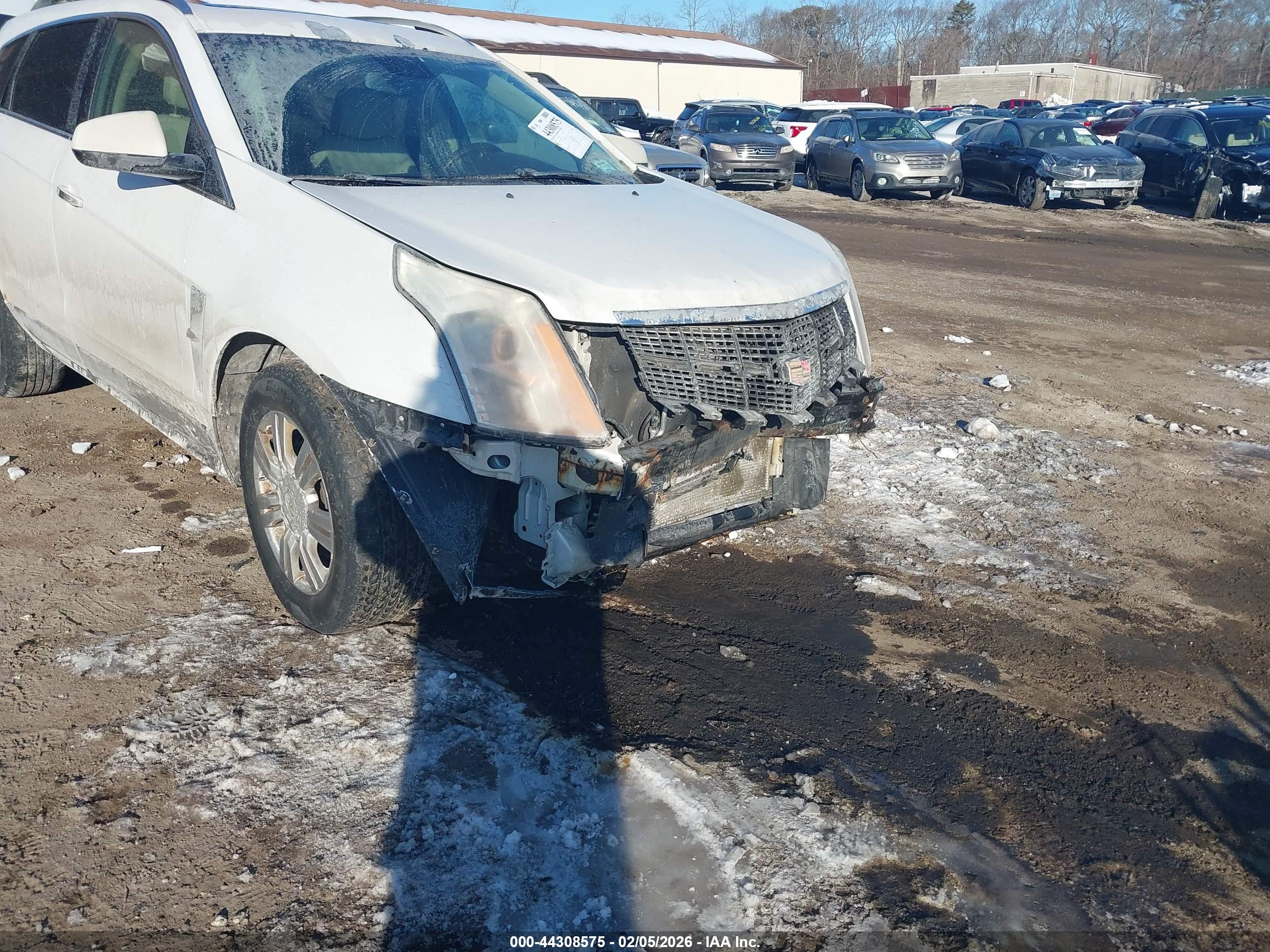 CADILLAC SRX image 6