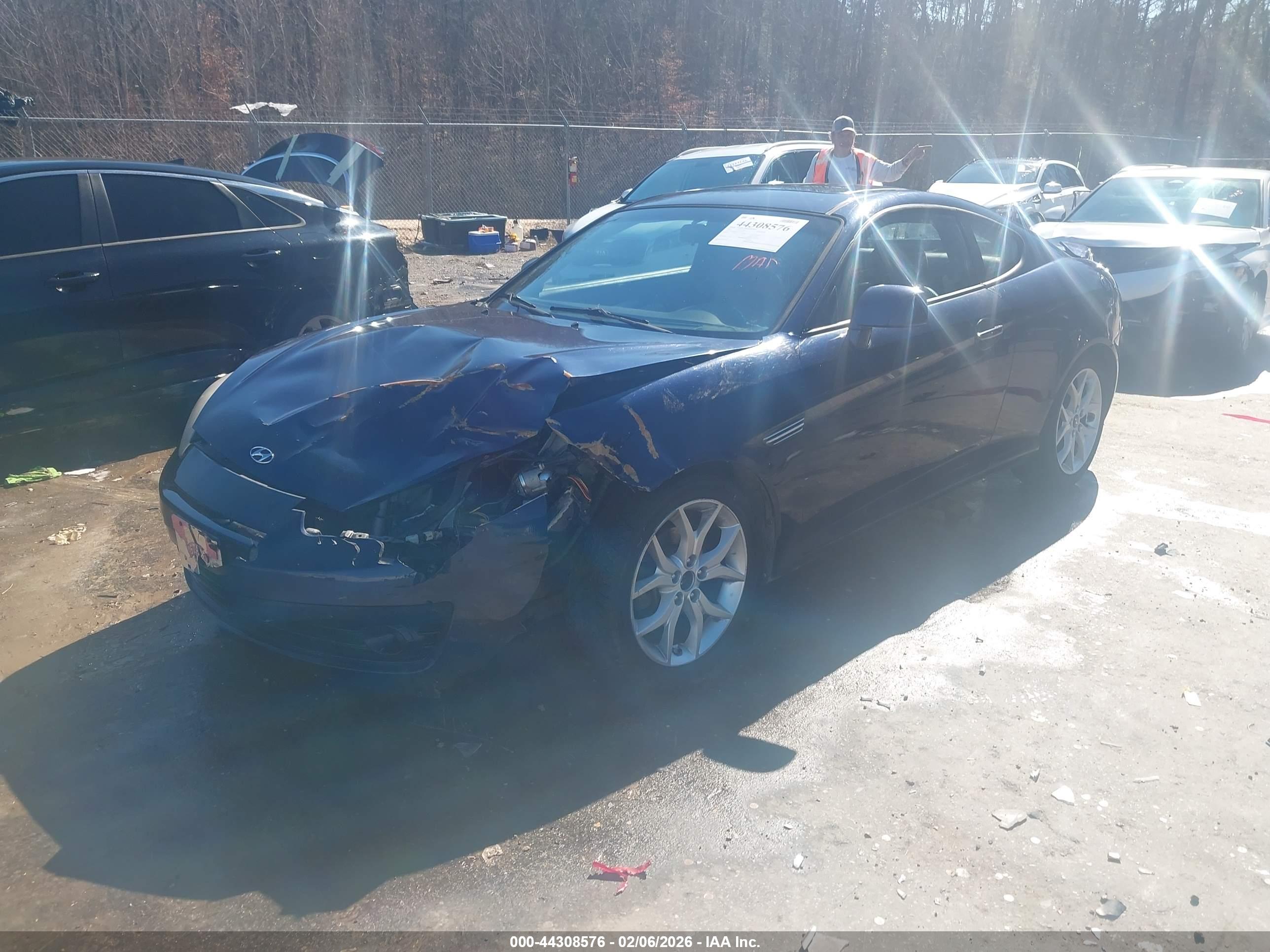 HYUNDAI TIBURON image 2