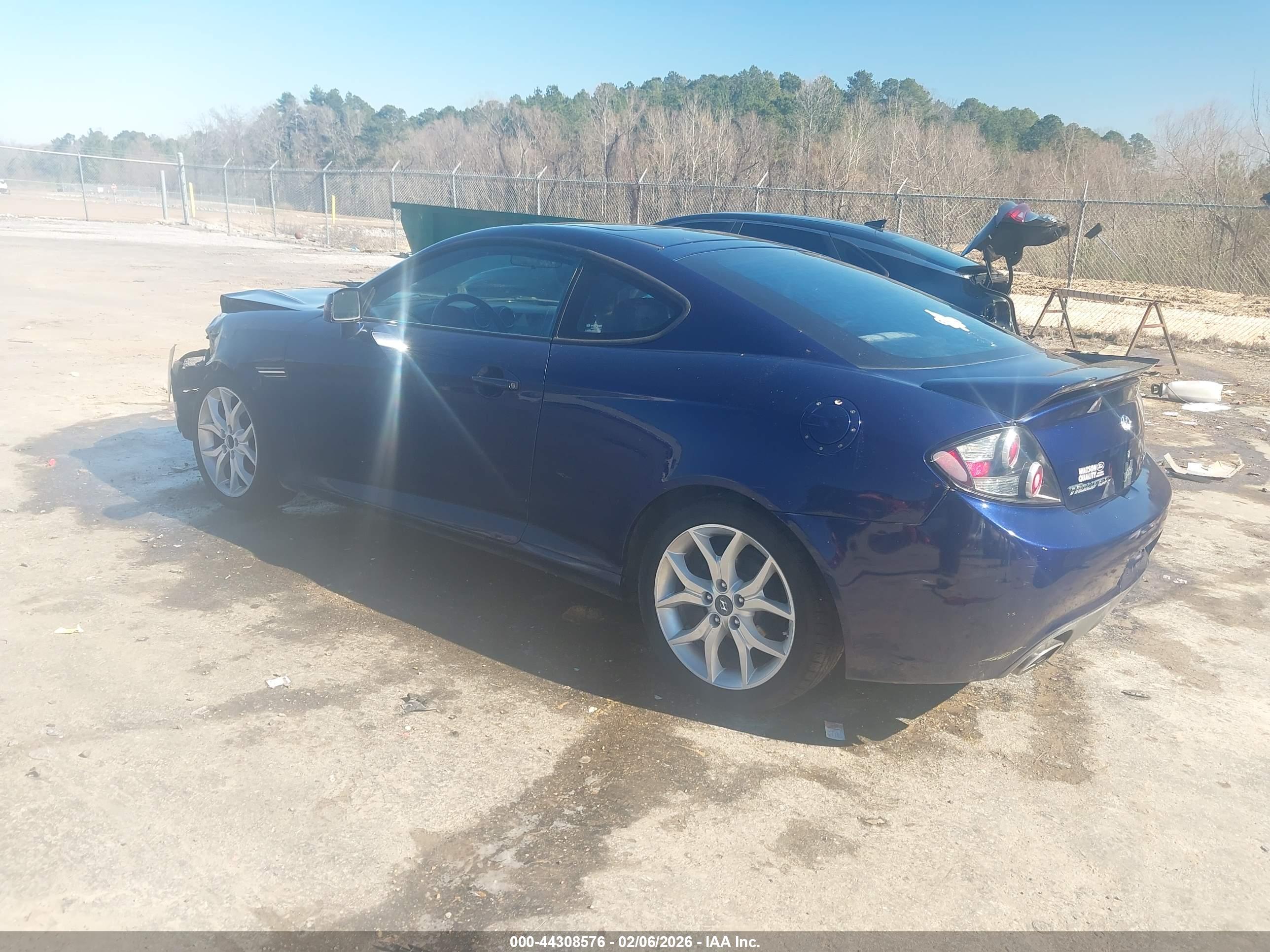 HYUNDAI TIBURON image 3