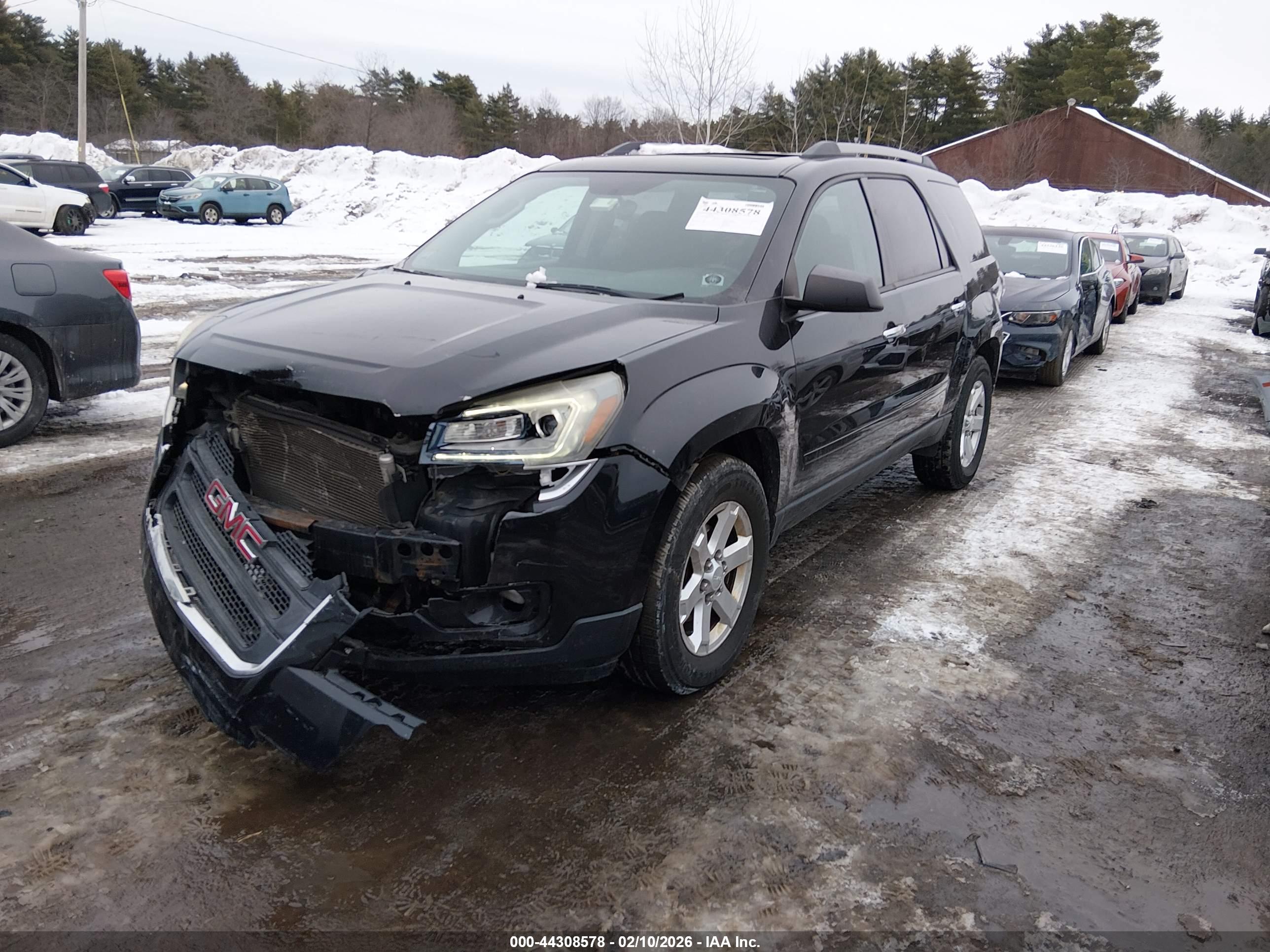 GMC ACADIA image 2