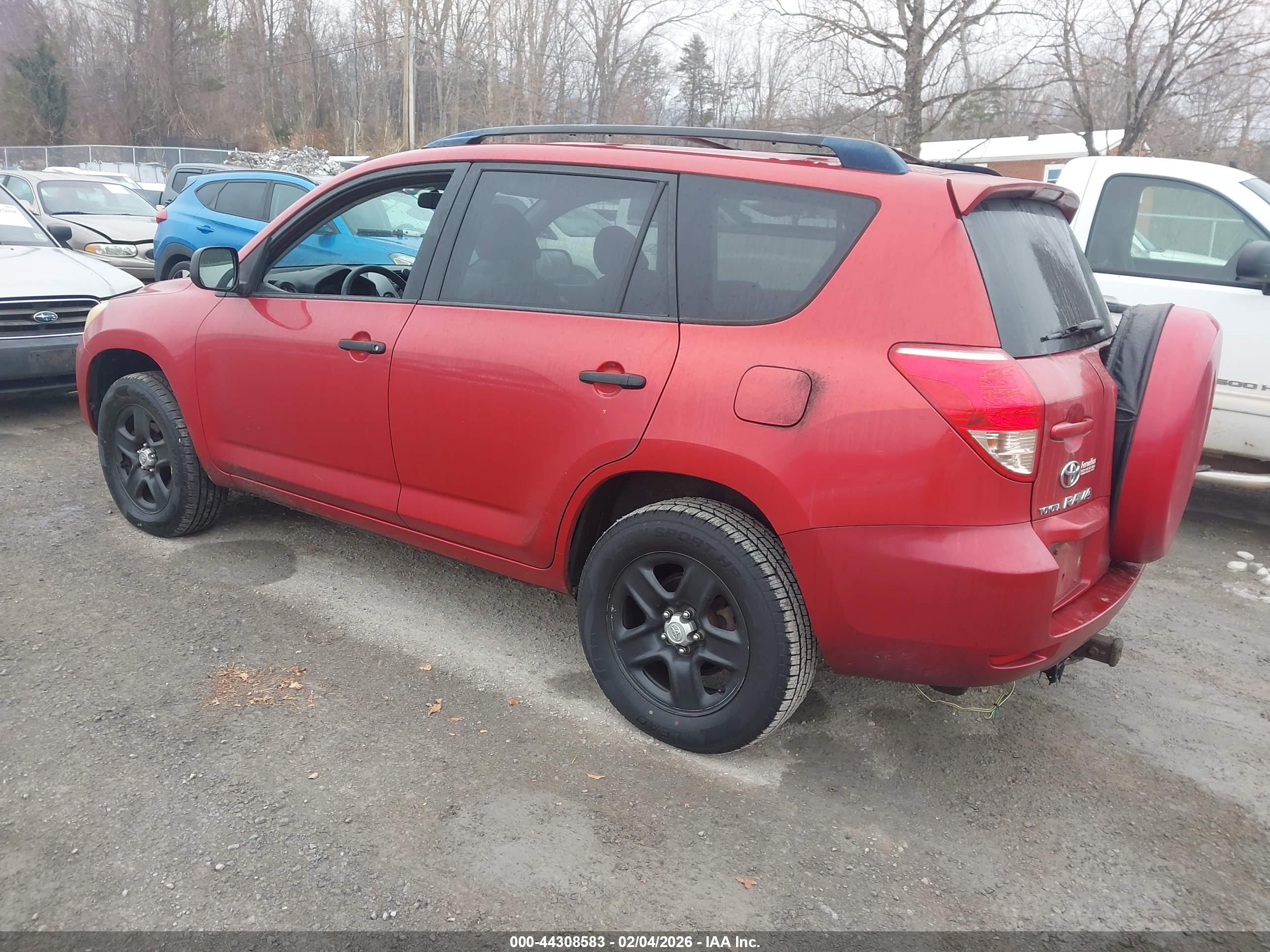 TOYOTA RAV4 image 3
