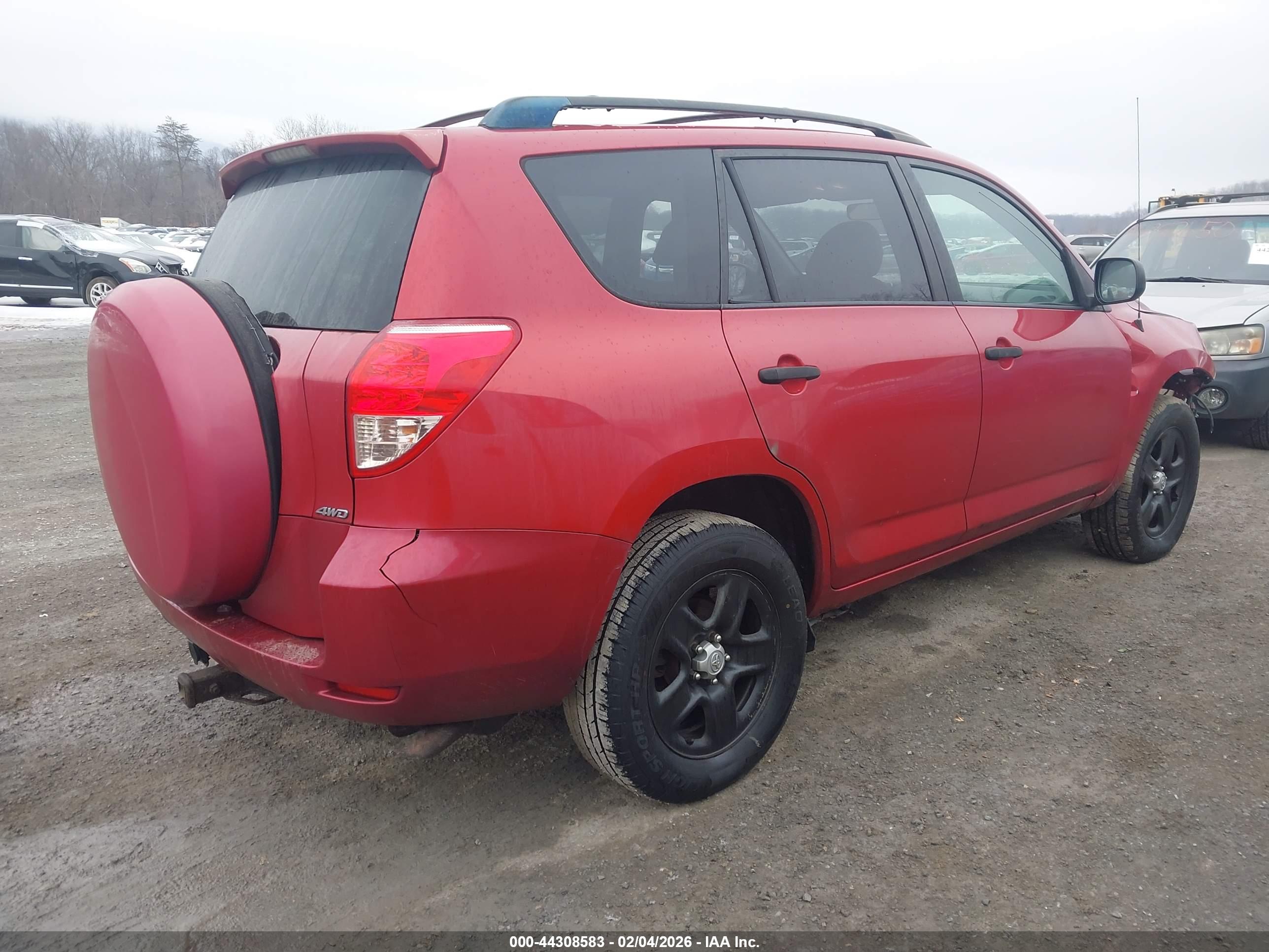 TOYOTA RAV4 image 4