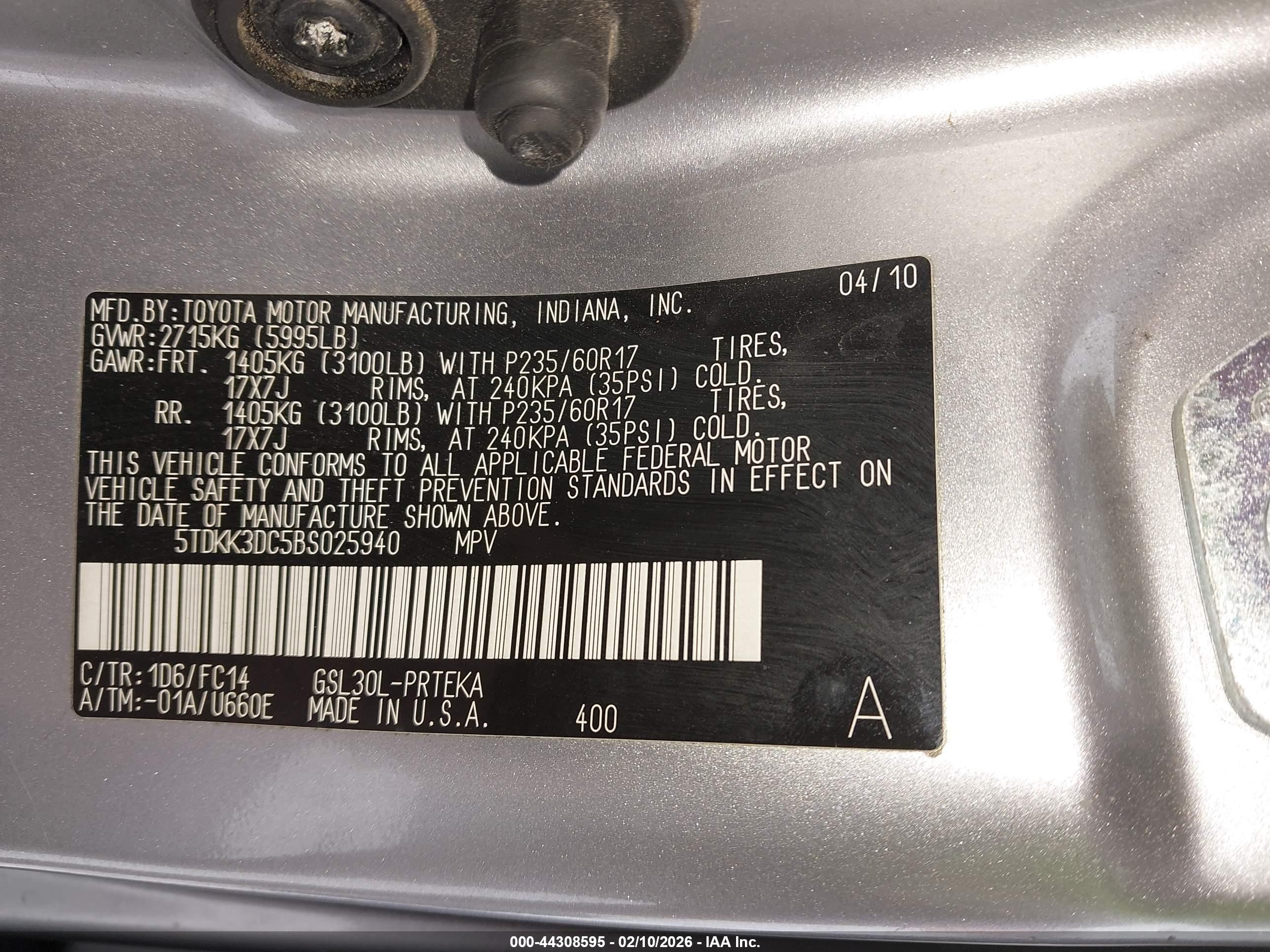 TOYOTA SIENNA image 9