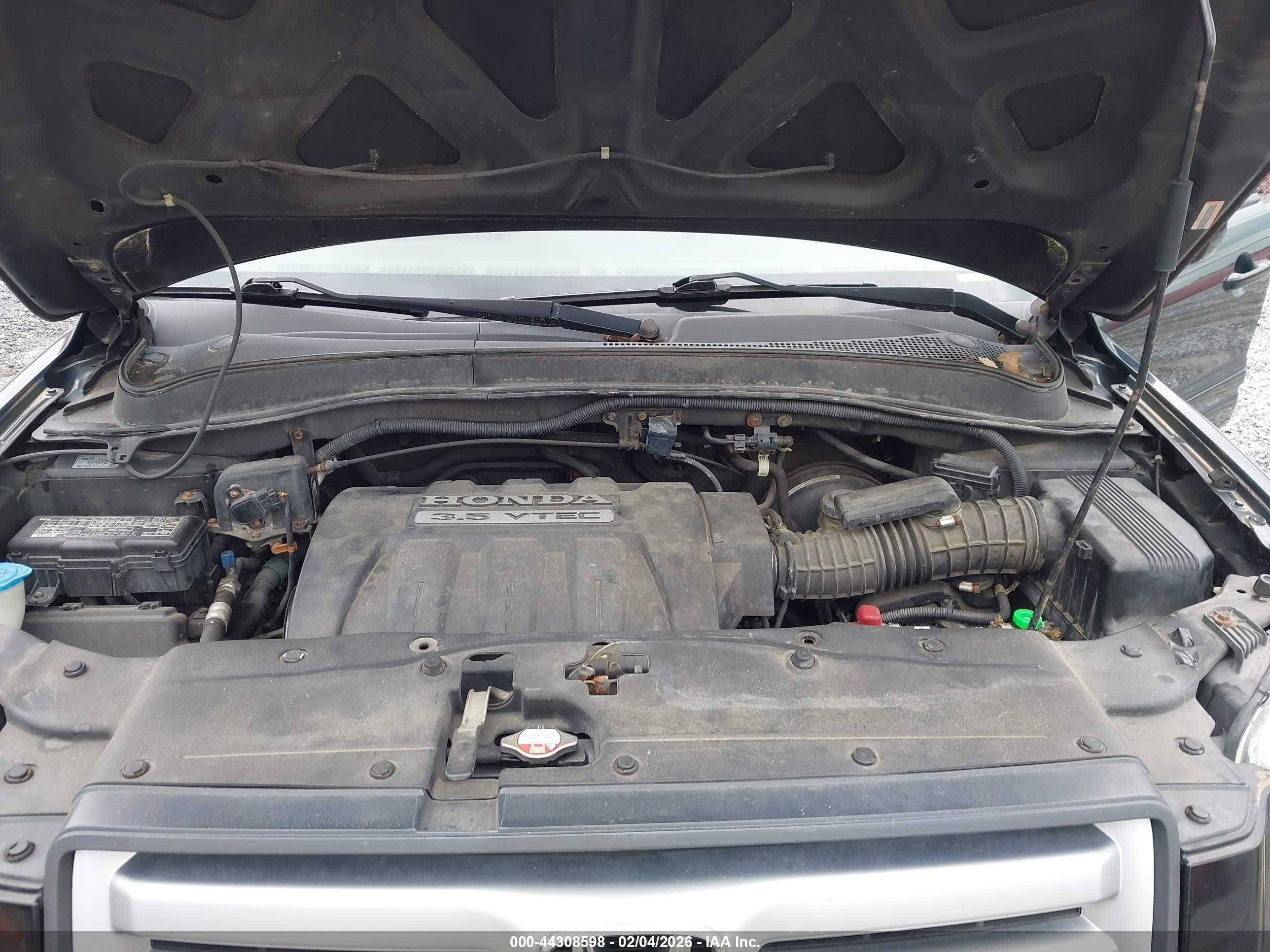 HONDA PILOT image 10
