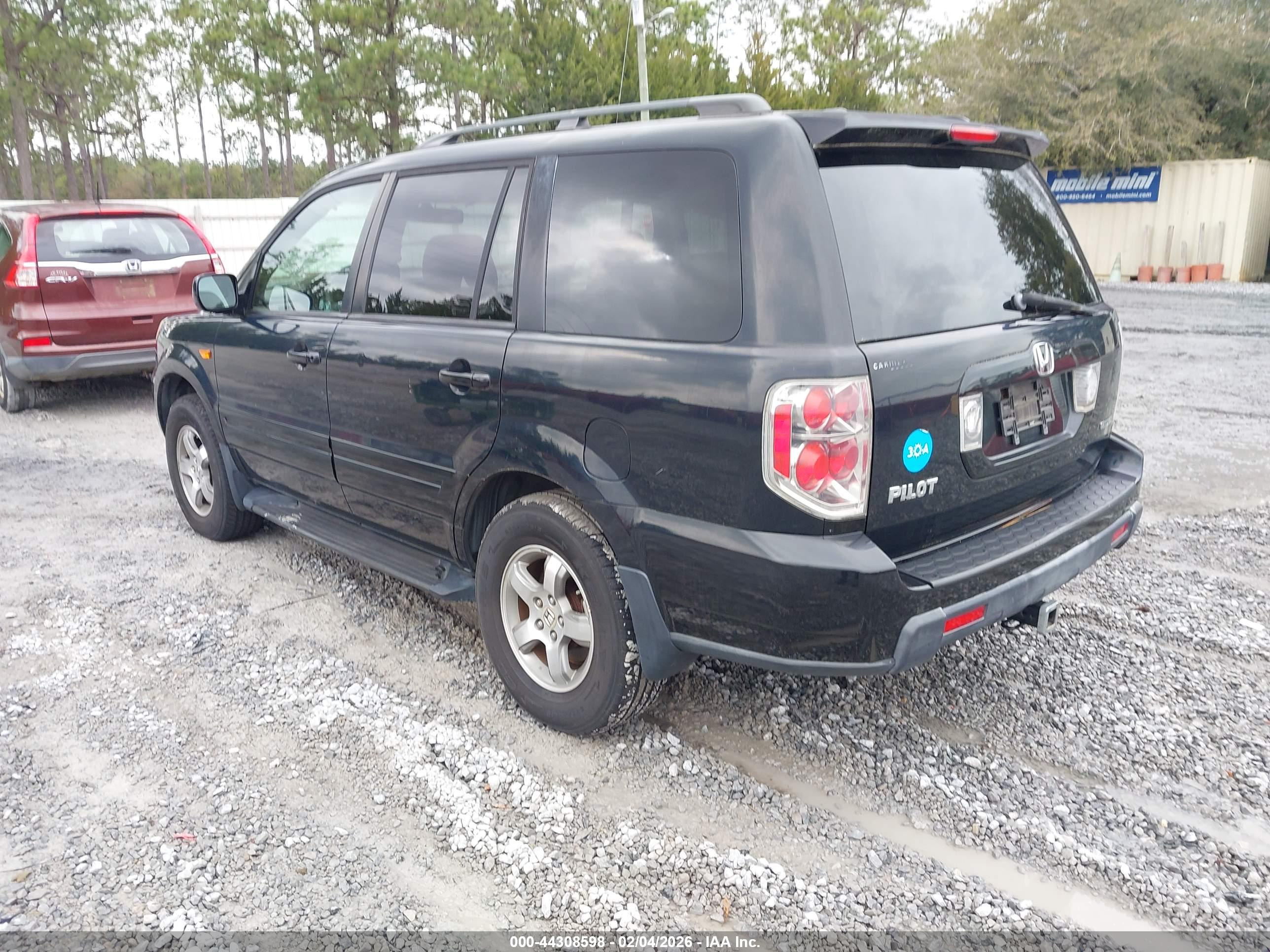 HONDA PILOT image 3