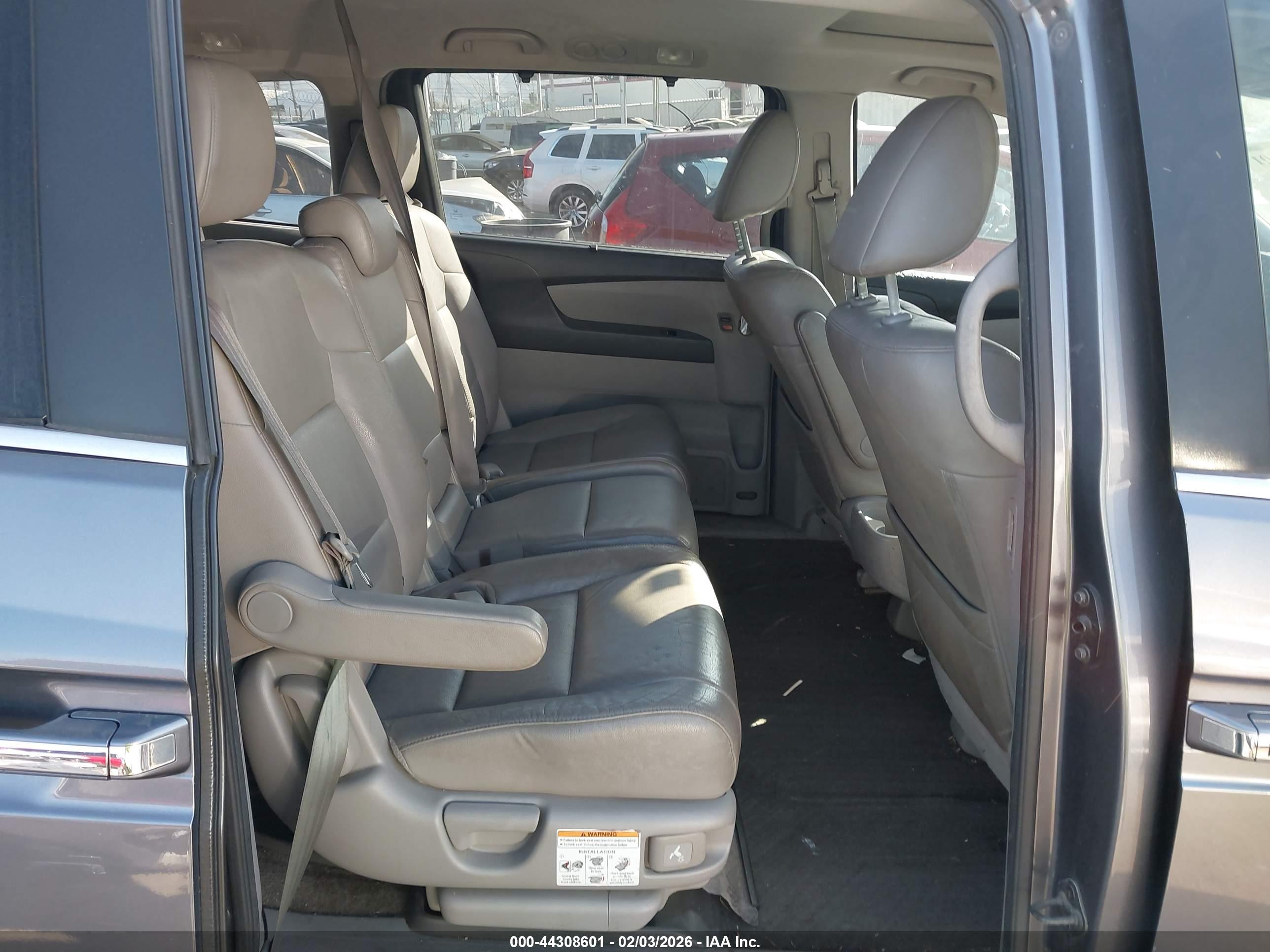 HONDA ODYSSEY image 8