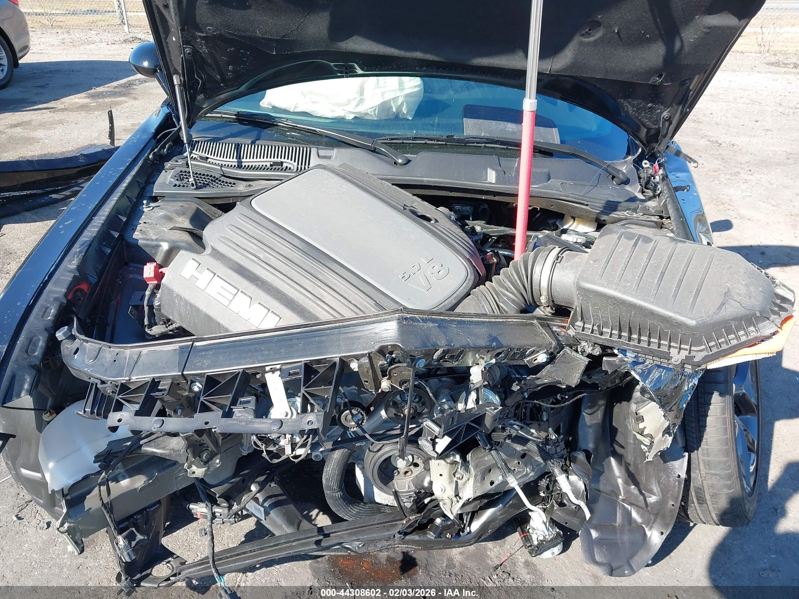DODGE CHALLENGER image 10