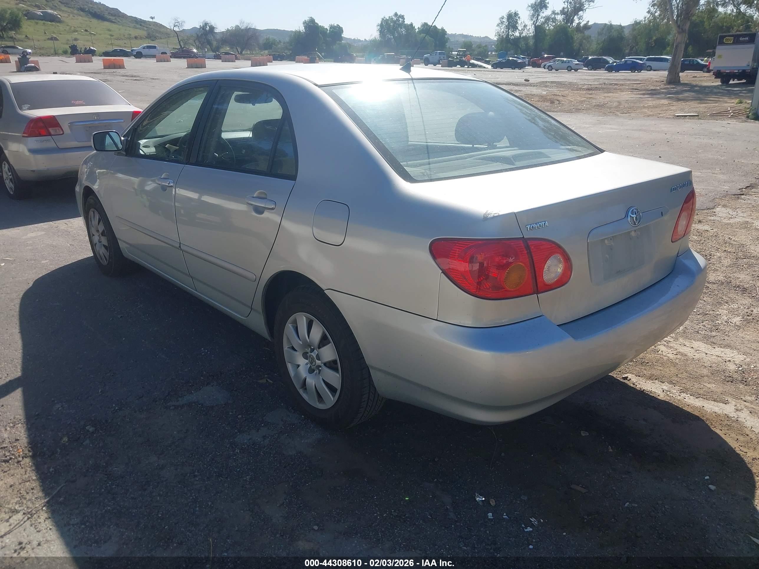 TOYOTA COROLLA image 3