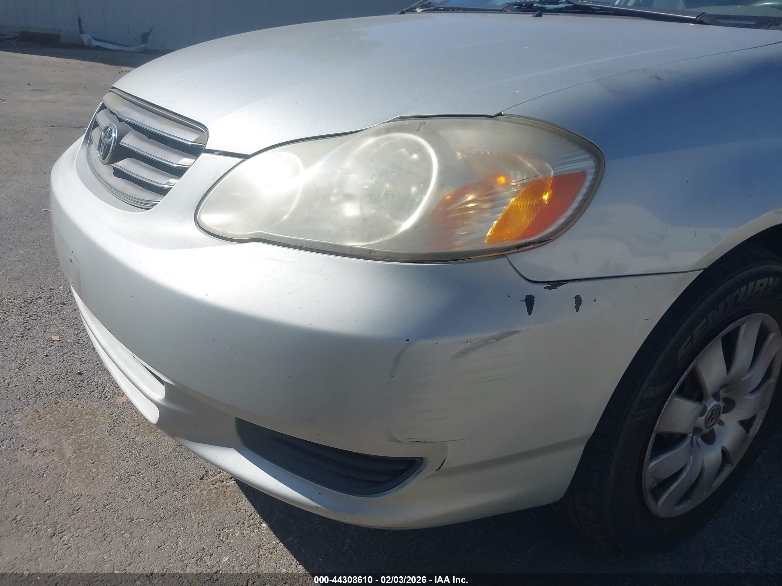 TOYOTA COROLLA image 6