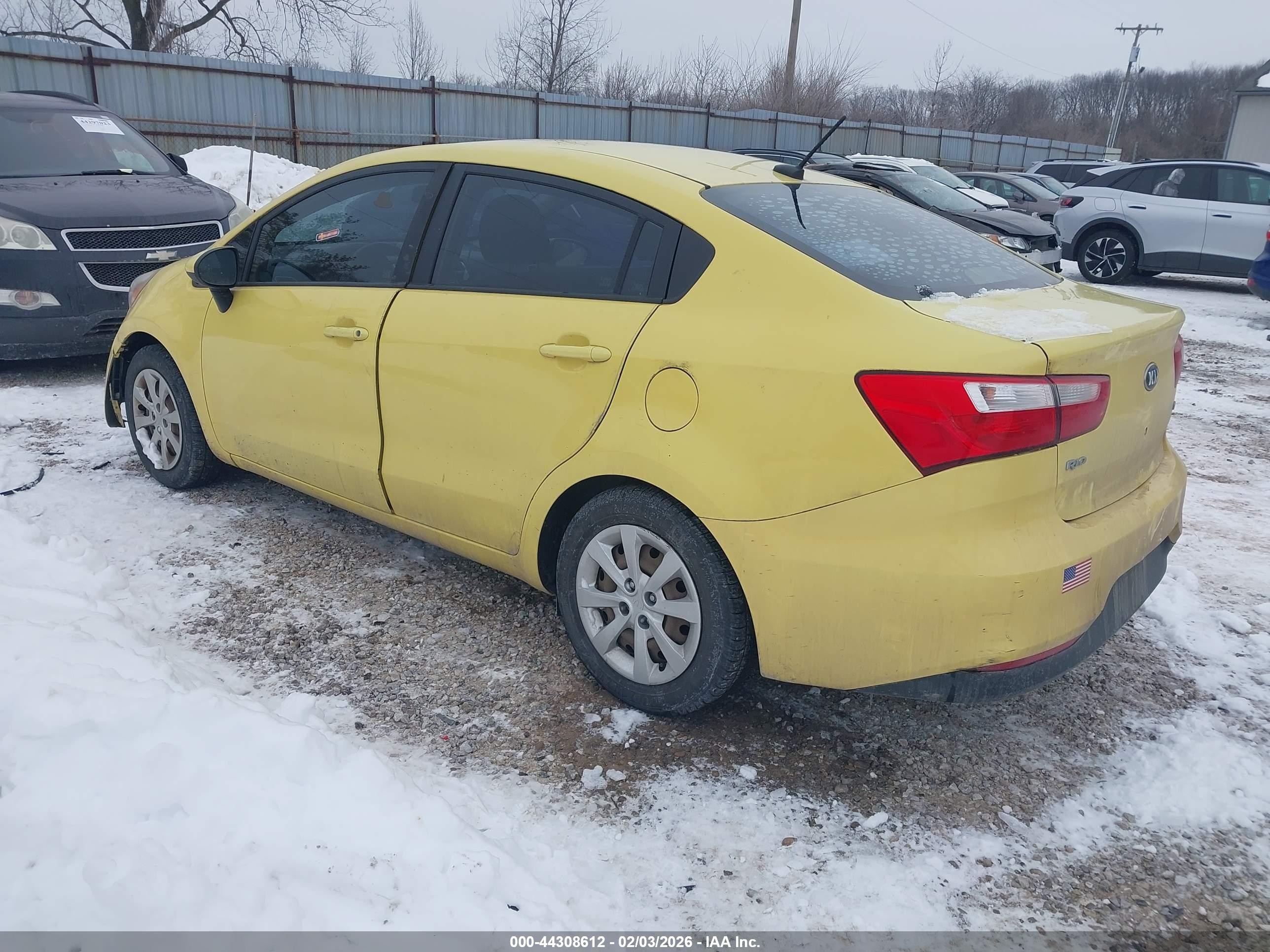 KIA RIO image 3