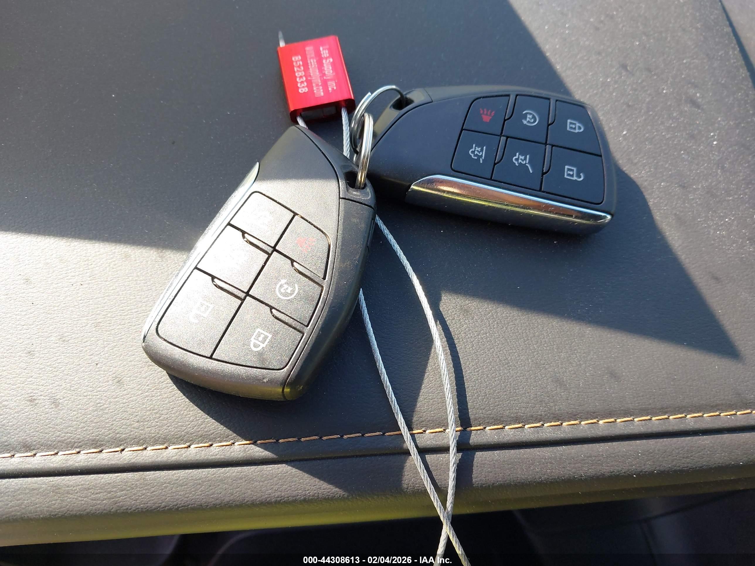GMC YUKON image 11