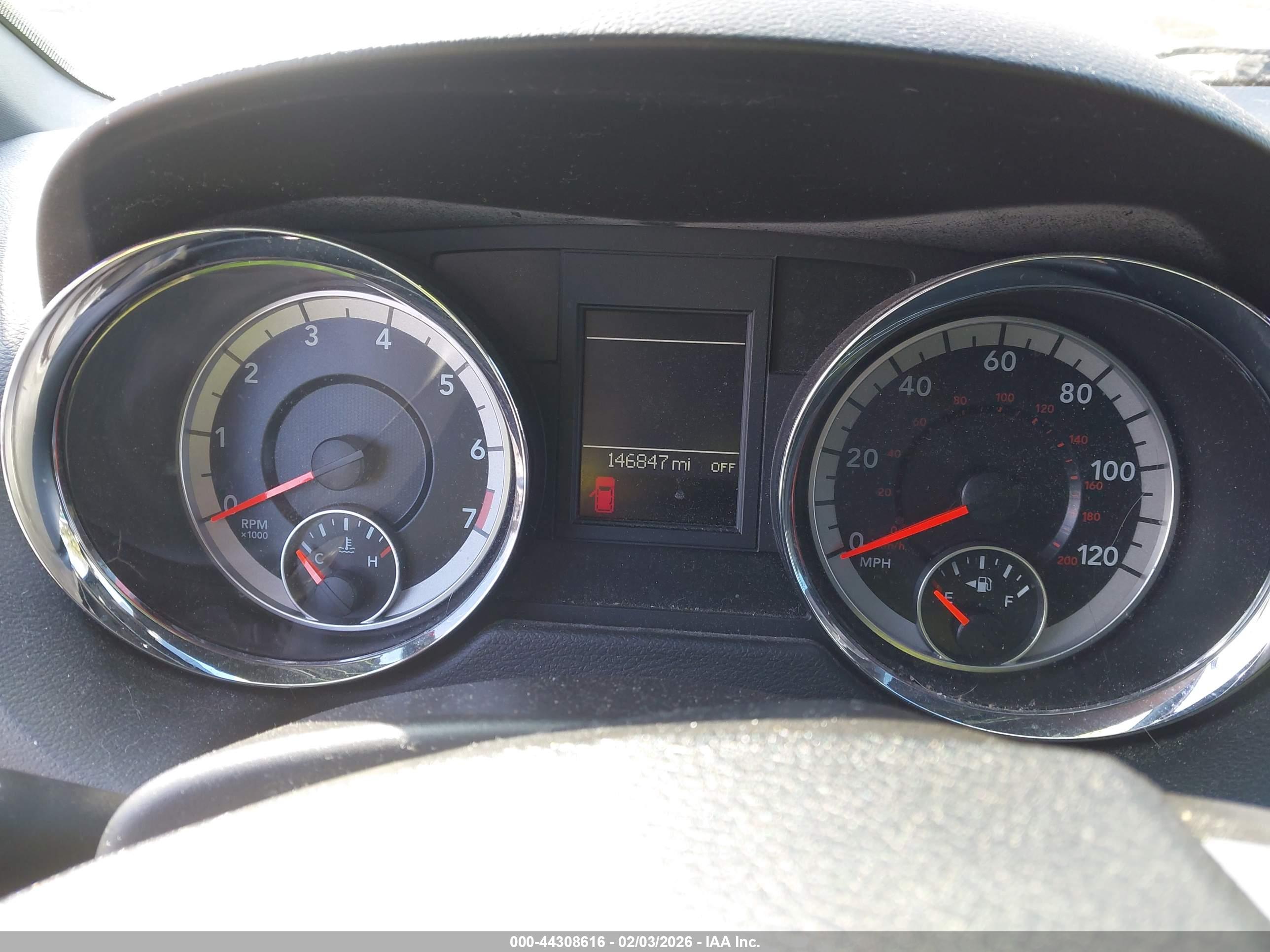 DODGE GRAND image 7
