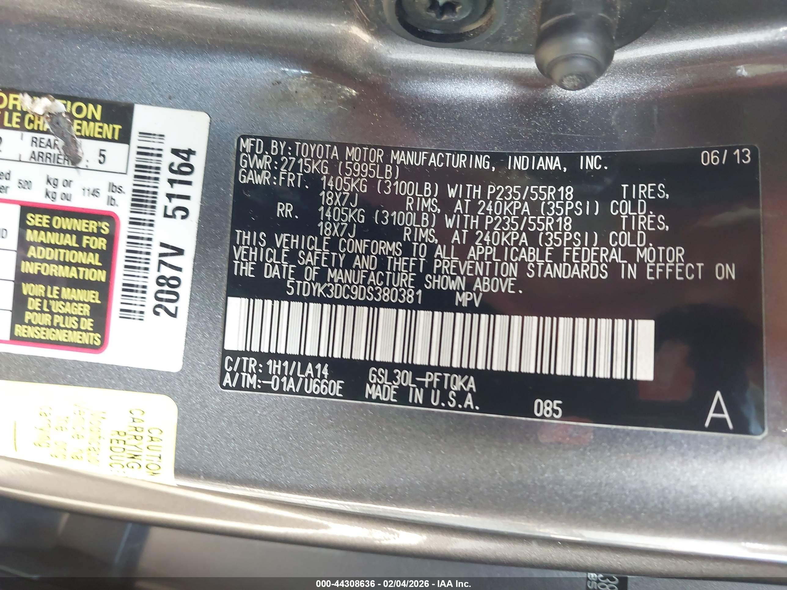 TOYOTA SIENNA image 9