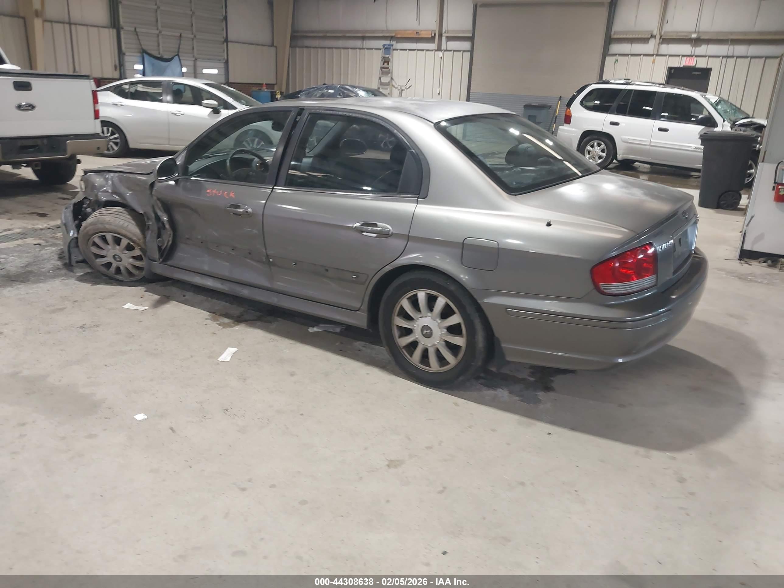 HYUNDAI SONATA image 3
