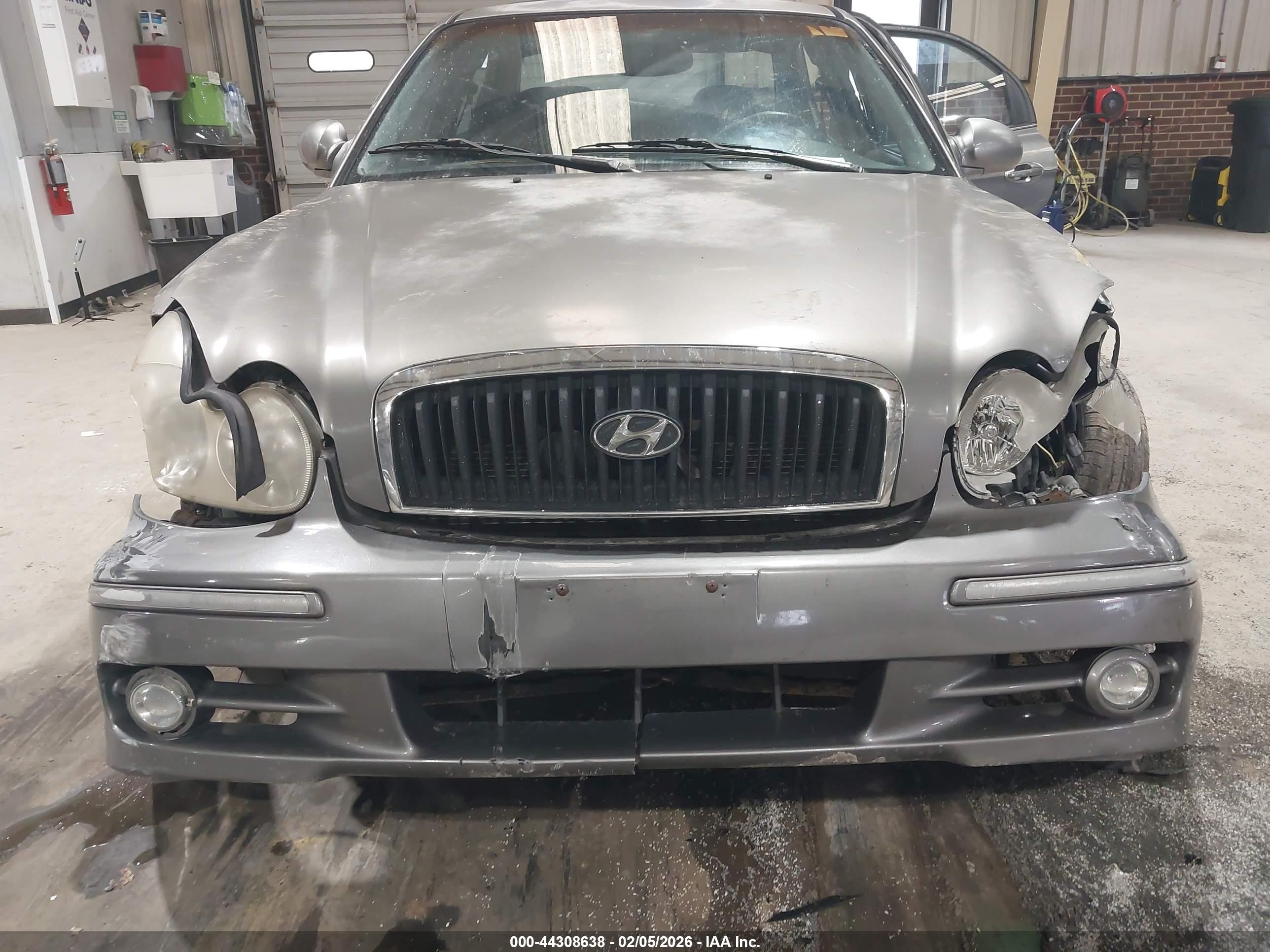 HYUNDAI SONATA image 6