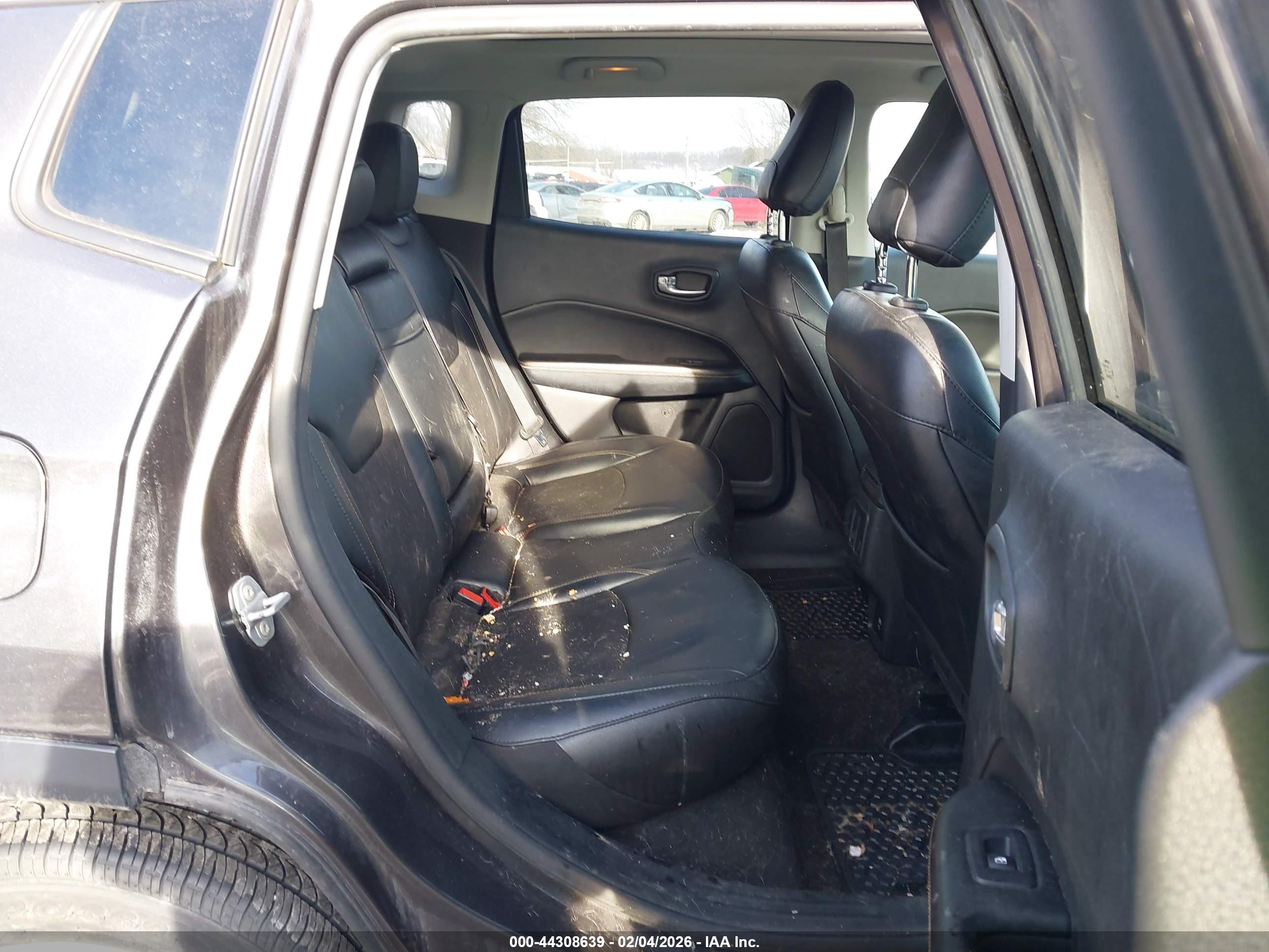 JEEP COMPASS image 8