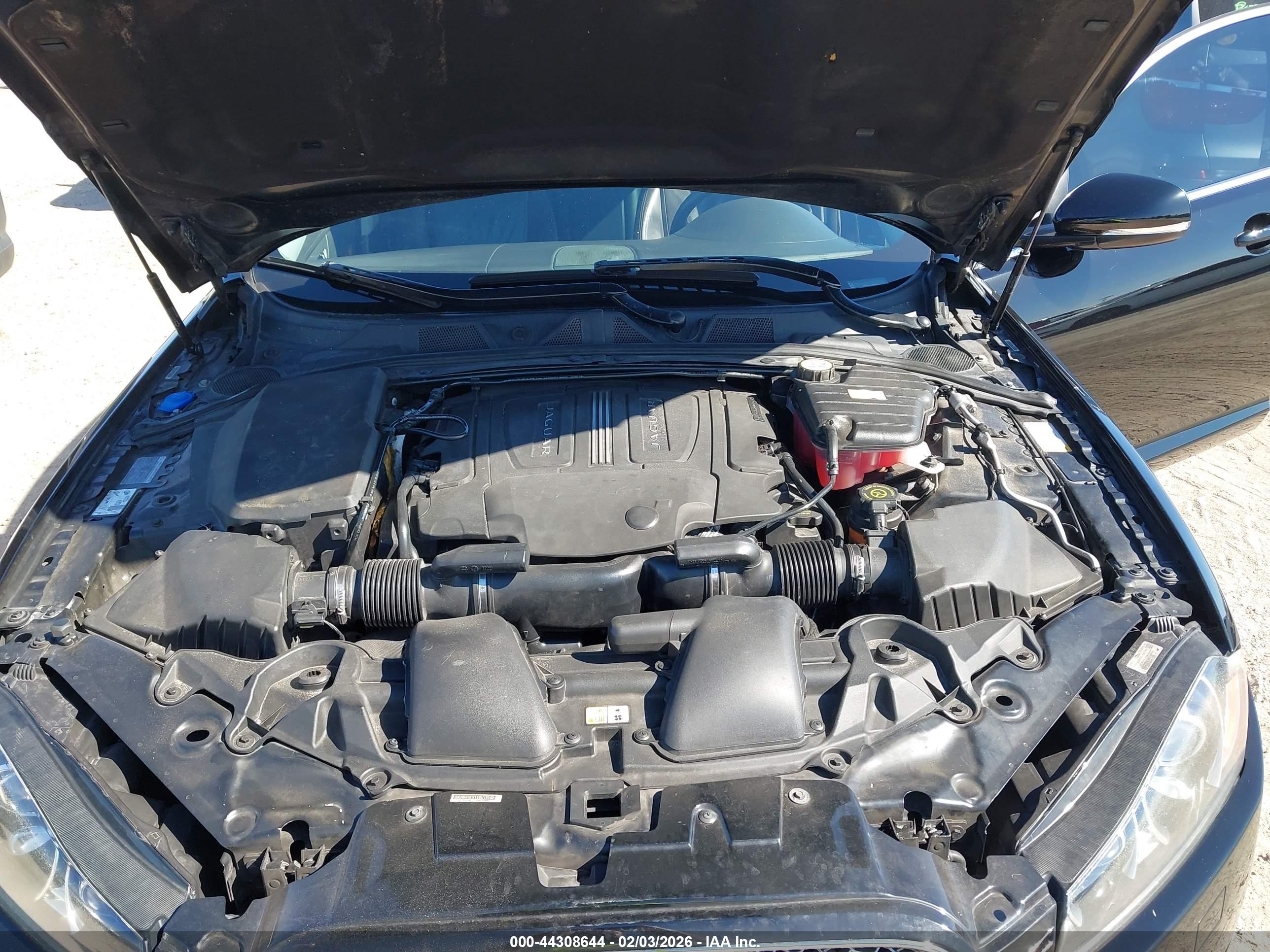 JAGUAR XF image 10